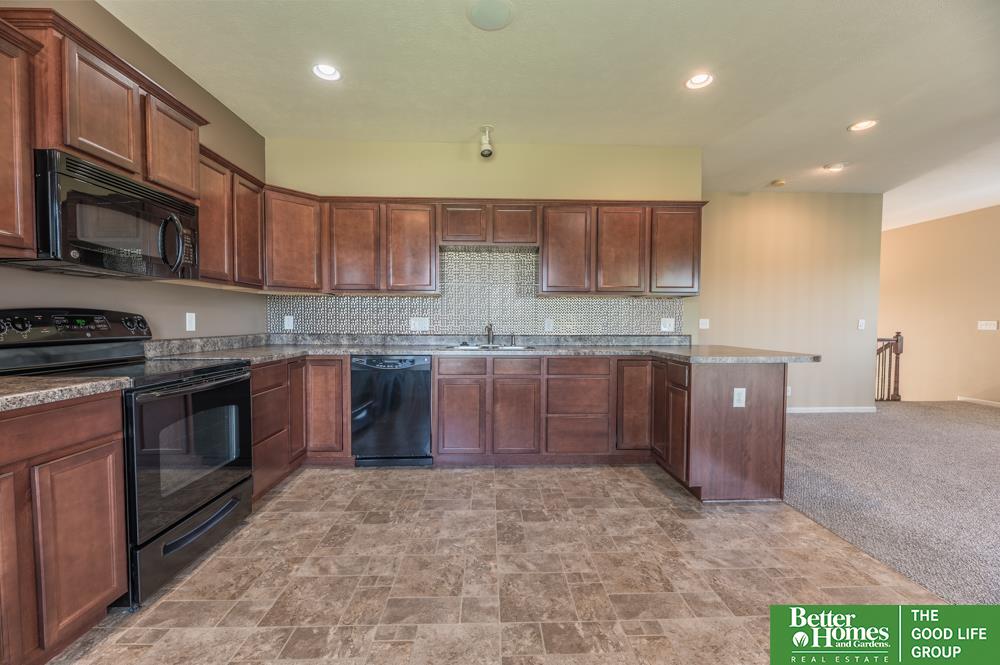 14252 Newport Avenue, Omaha, Nebraska image 9