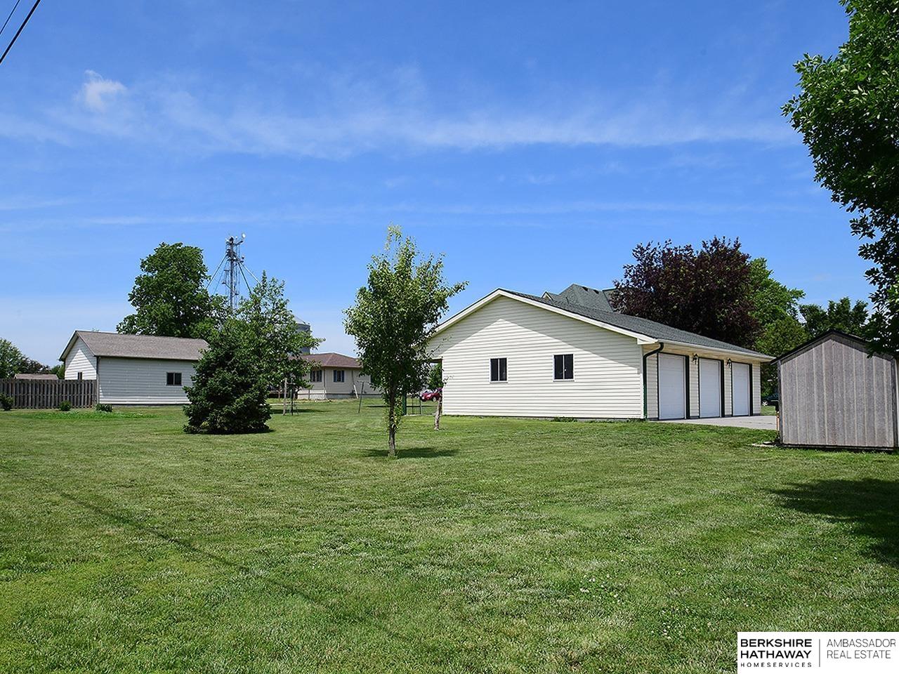 555 Peach Street, Hallam, Nebraska image 32
