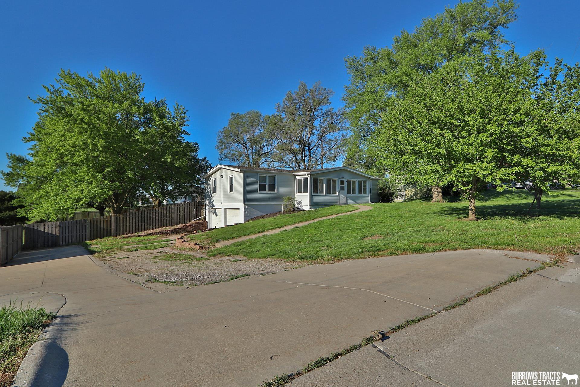 413 W D Street, Elmwood, Nebraska image 2