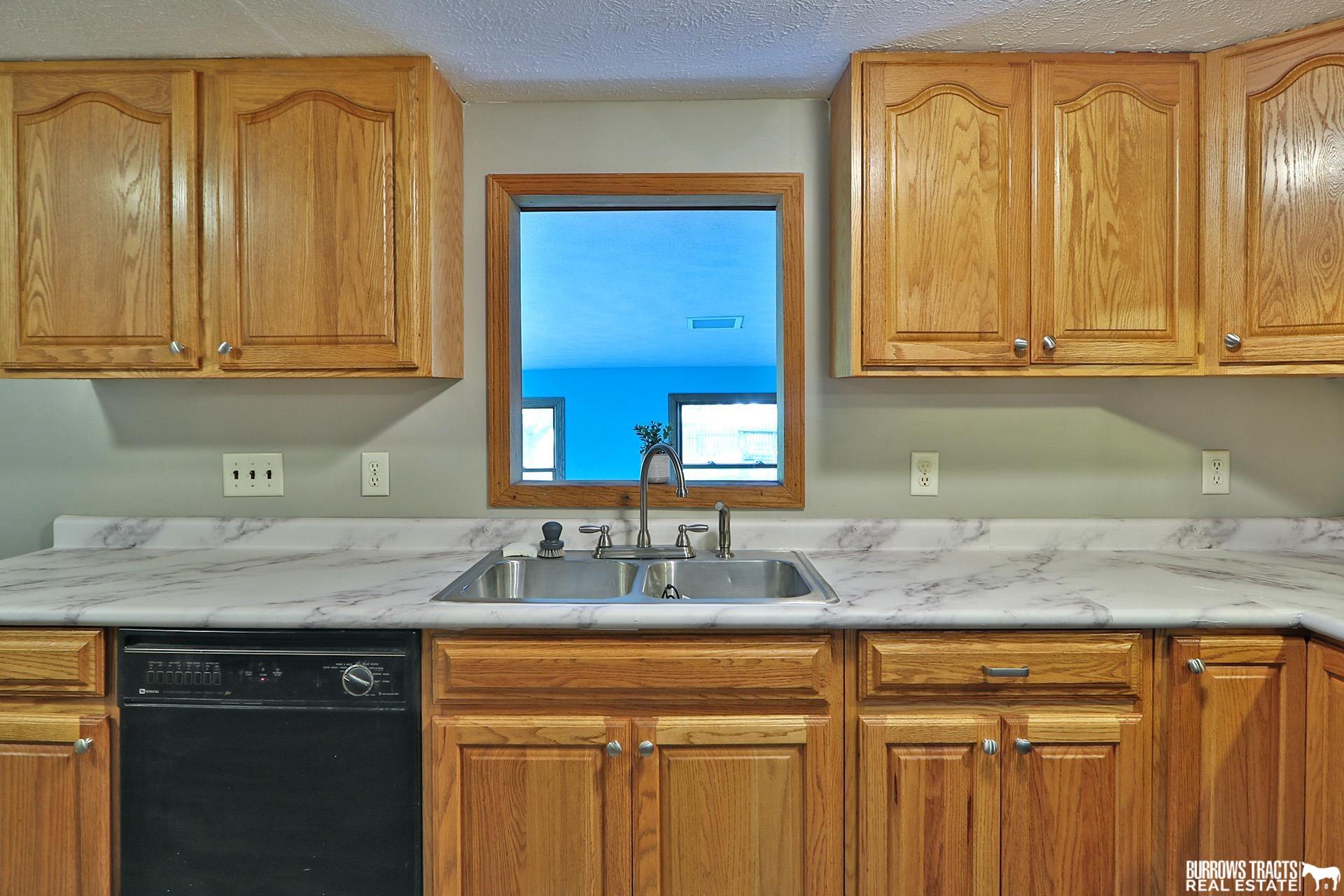 413 W D Street, Elmwood, Nebraska image 9