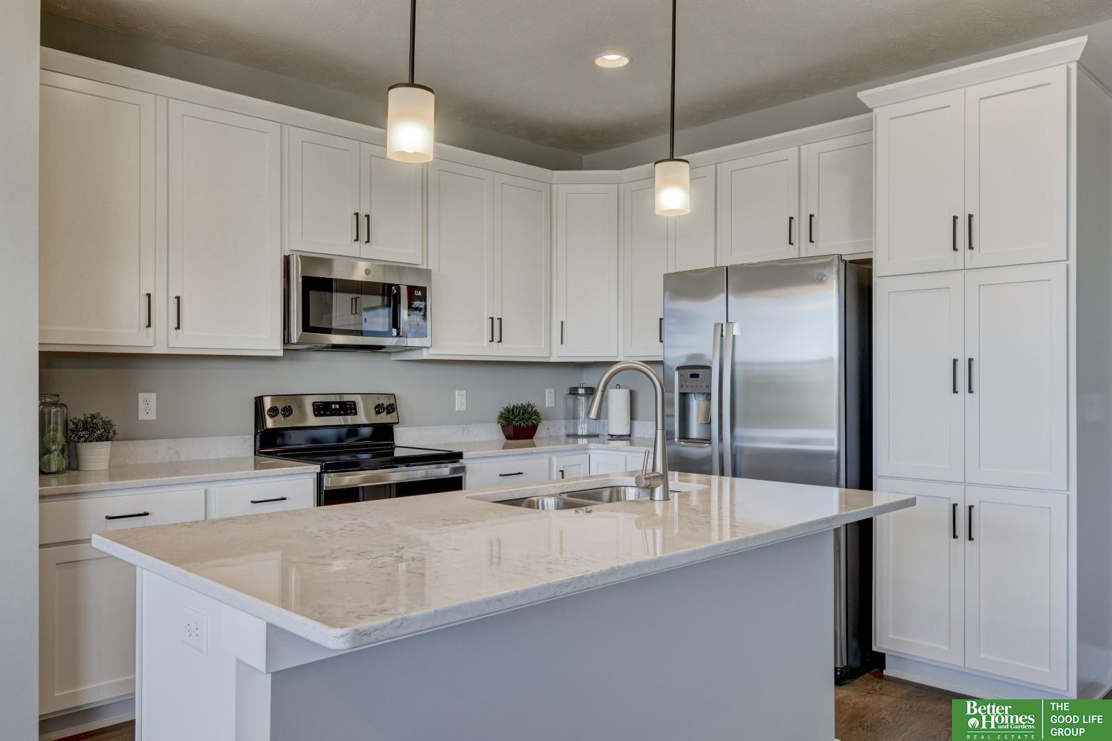 17607 Greenleaf Street, Omaha, Nebraska image 15