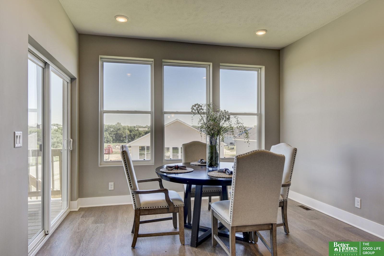 17511 Greenleaf Drive, Omaha, Nebraska image 14