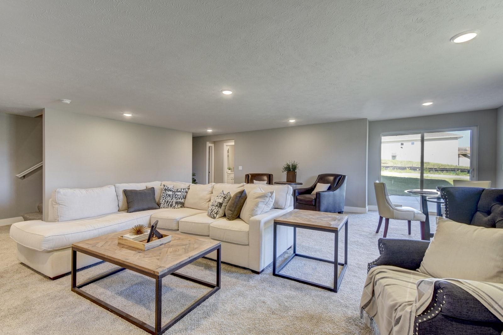 17511 Greenleaf Drive, Omaha, Nebraska image 28