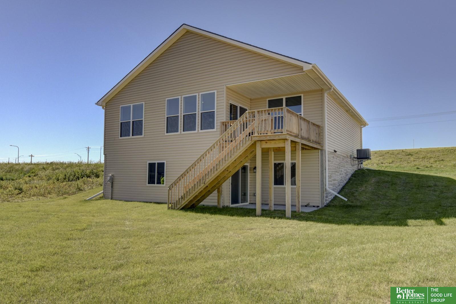 17511 Greenleaf Drive, Omaha, Nebraska image 37
