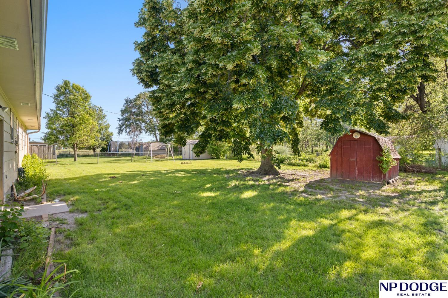 325 Sesame Street, Fremont, Nebraska image 36
