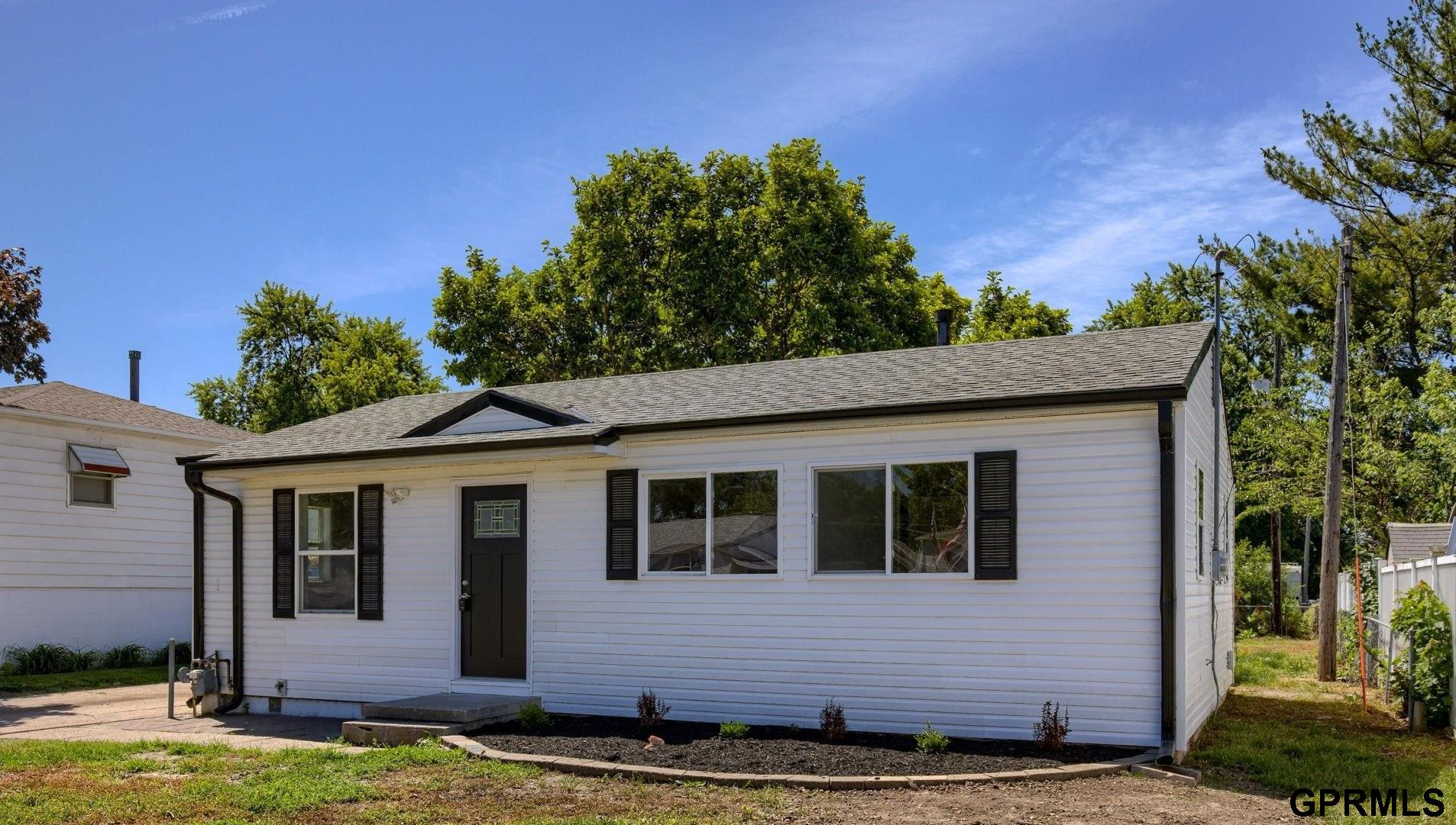 2127 Avenue N, Council Bluffs, Iowa image 1