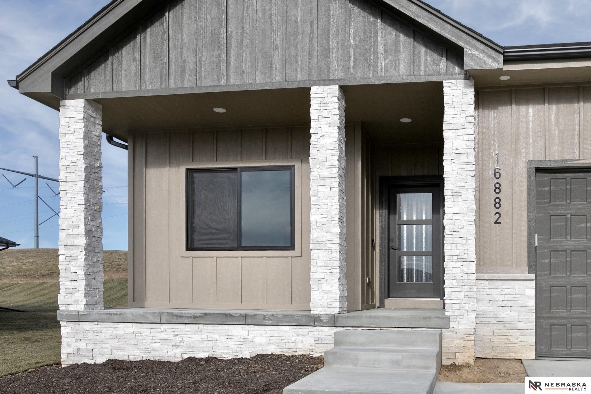 15705 Kansas Avenue, Omaha, Nebraska image 2