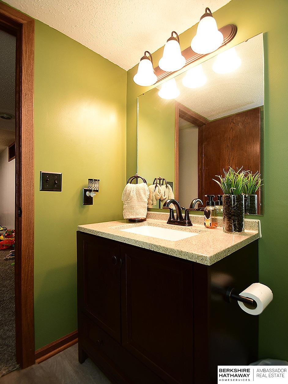6025 S 93rd Street, Ralston, Nebraska image 30
