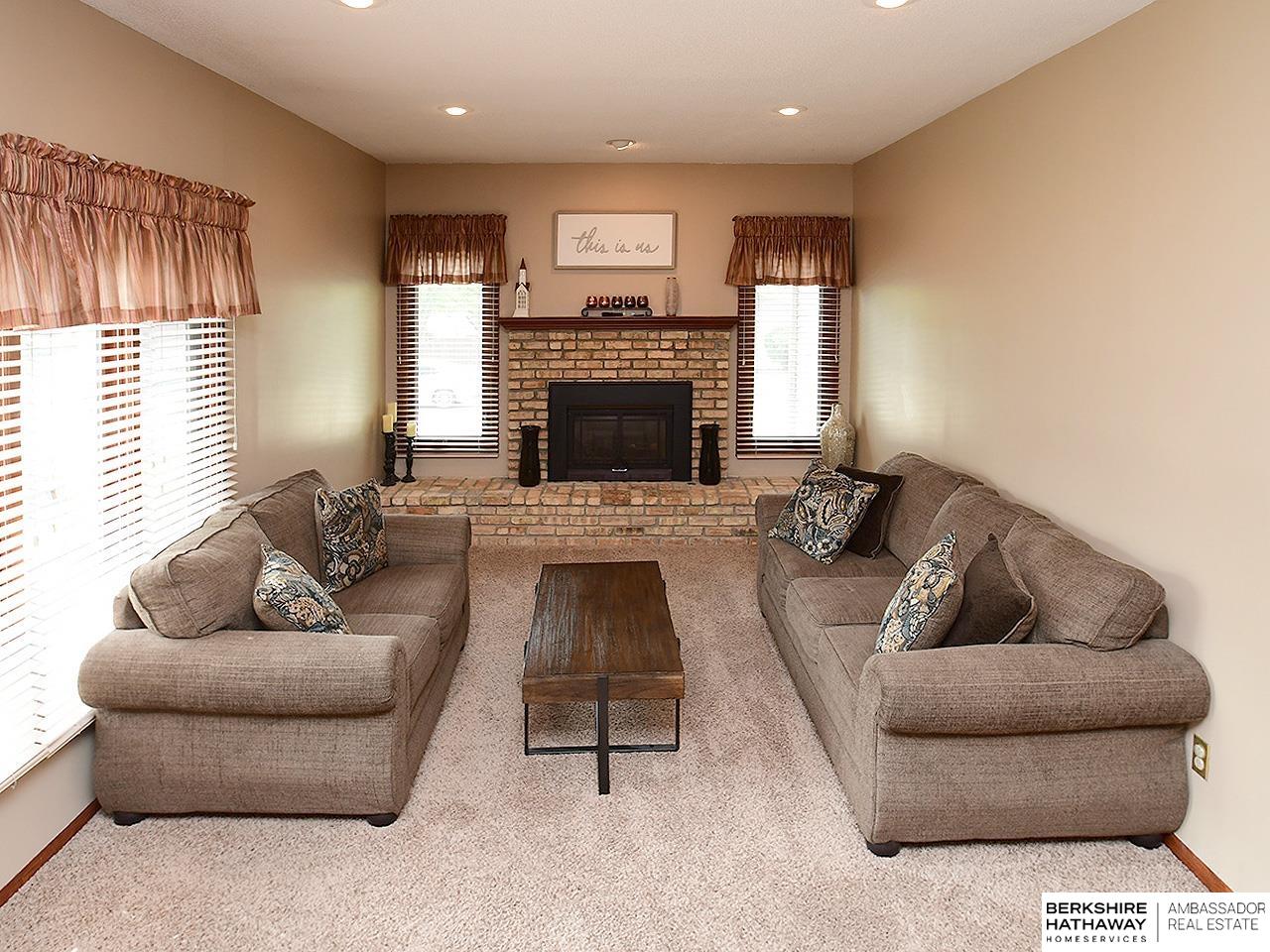 6025 S 93rd Street, Ralston, Nebraska image 9