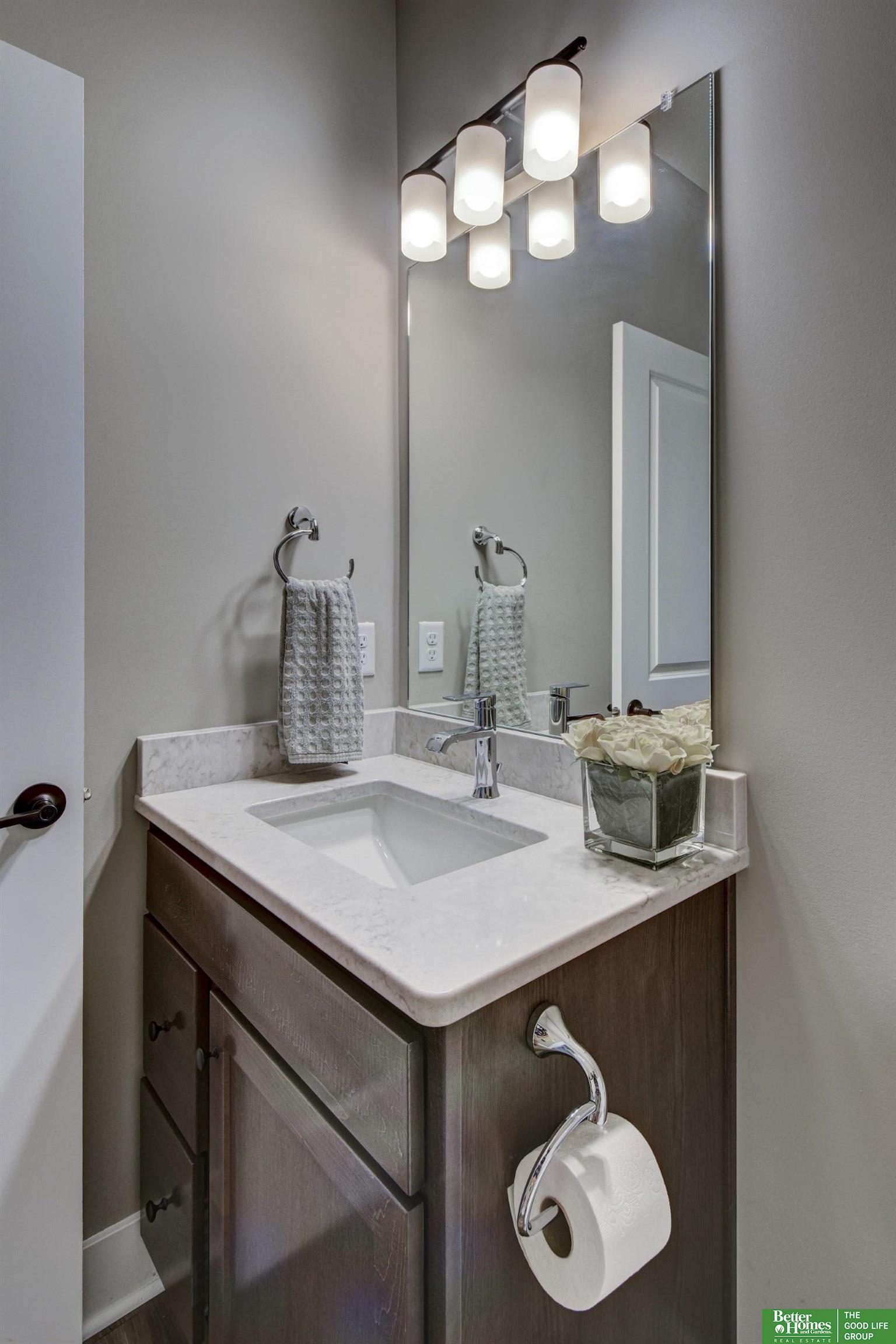 17663 Greenleaf Street, Omaha, Nebraska image 21