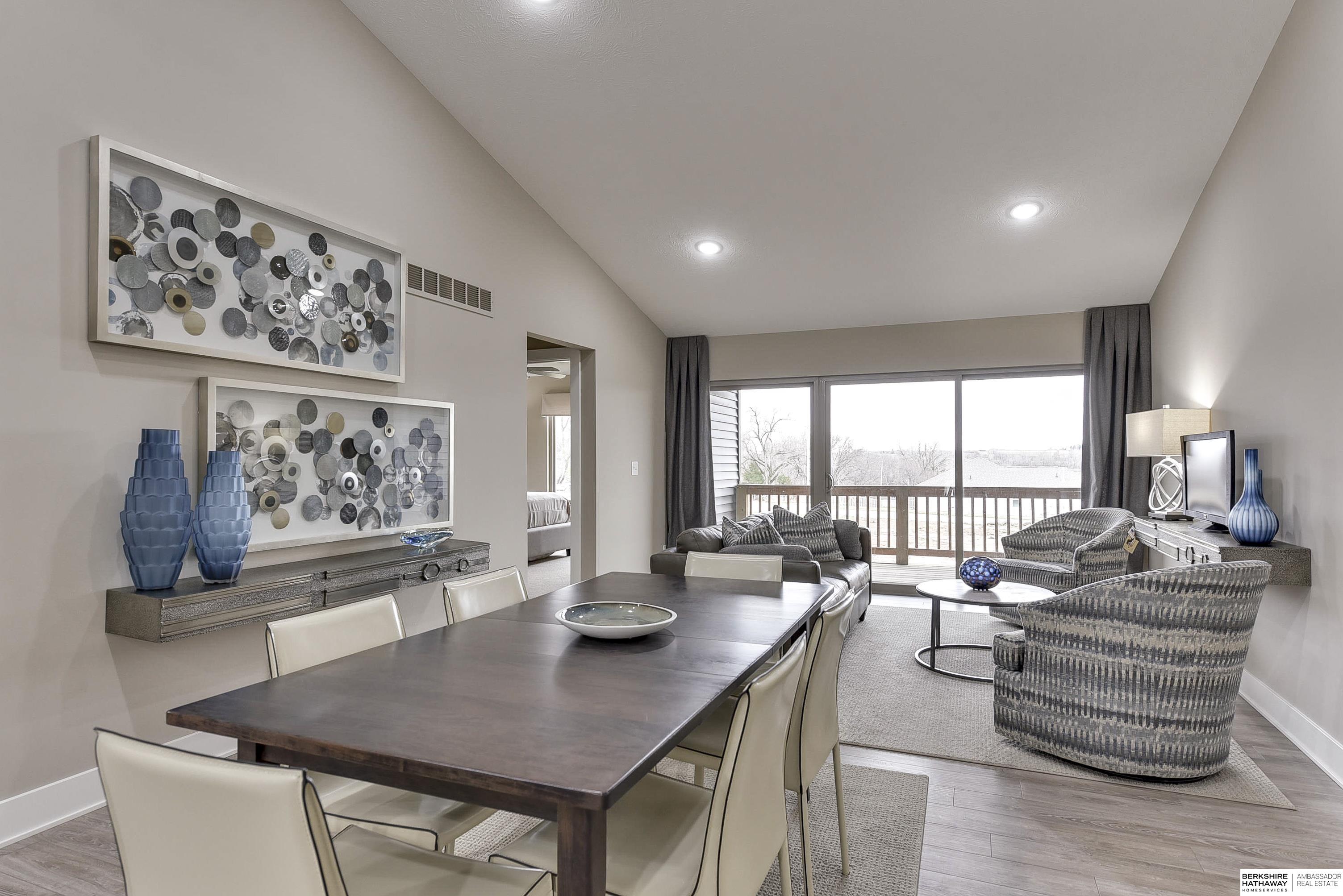 17111 Hawthorne Avenue, Omaha, Nebraska image 5