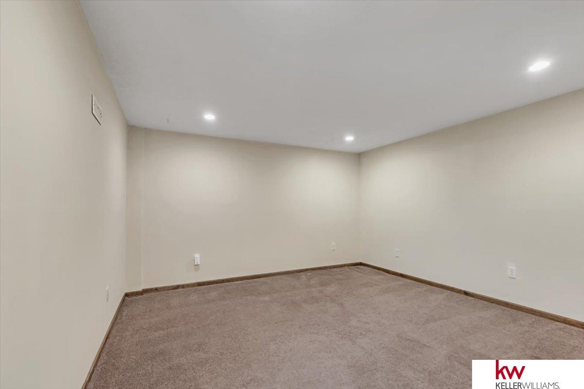 6606 S 81 Street, Ralston, Nebraska image 31