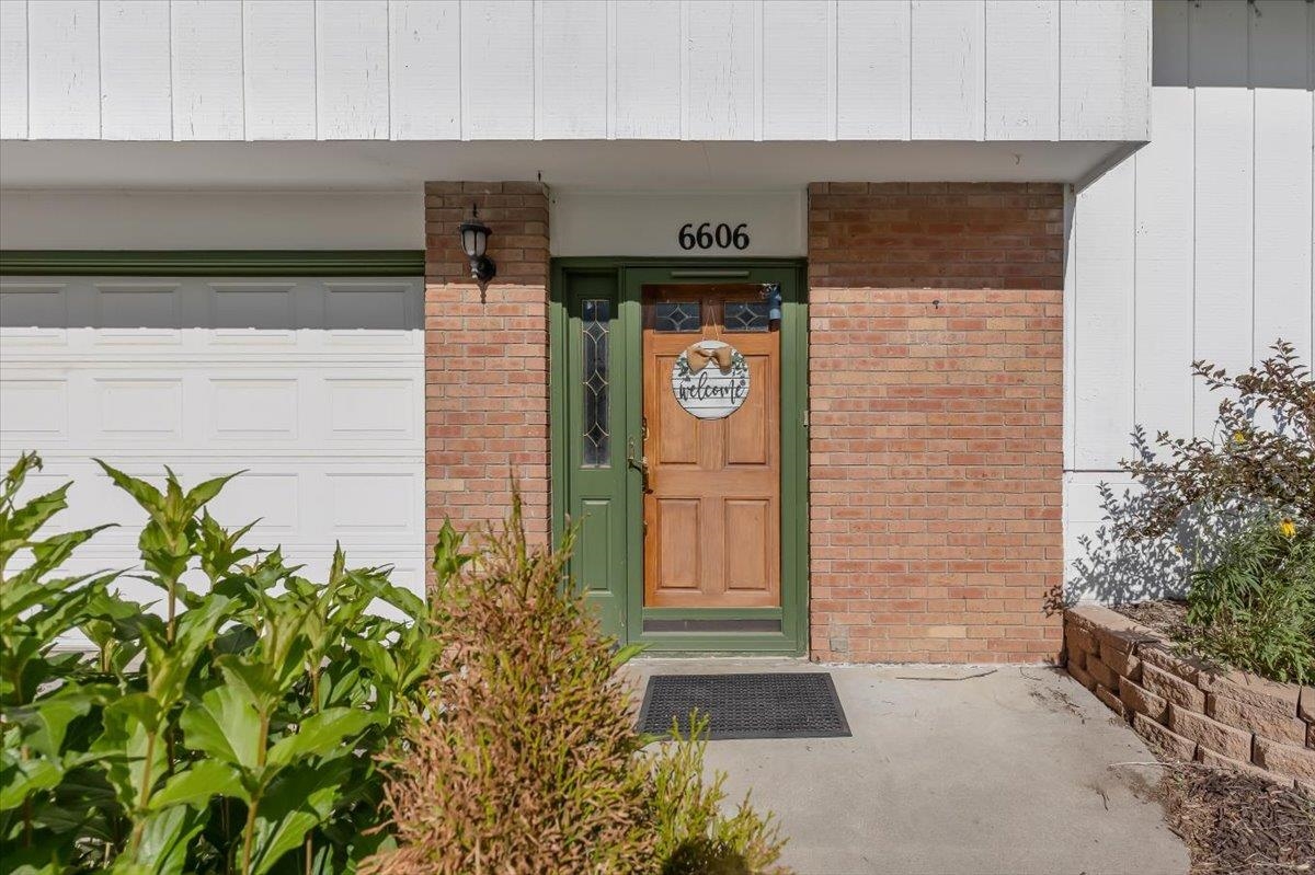 6606 S 81 Street, Ralston, Nebraska image 3