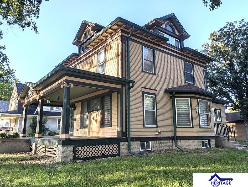 506 N College Avenue, York, Nebraska image 3