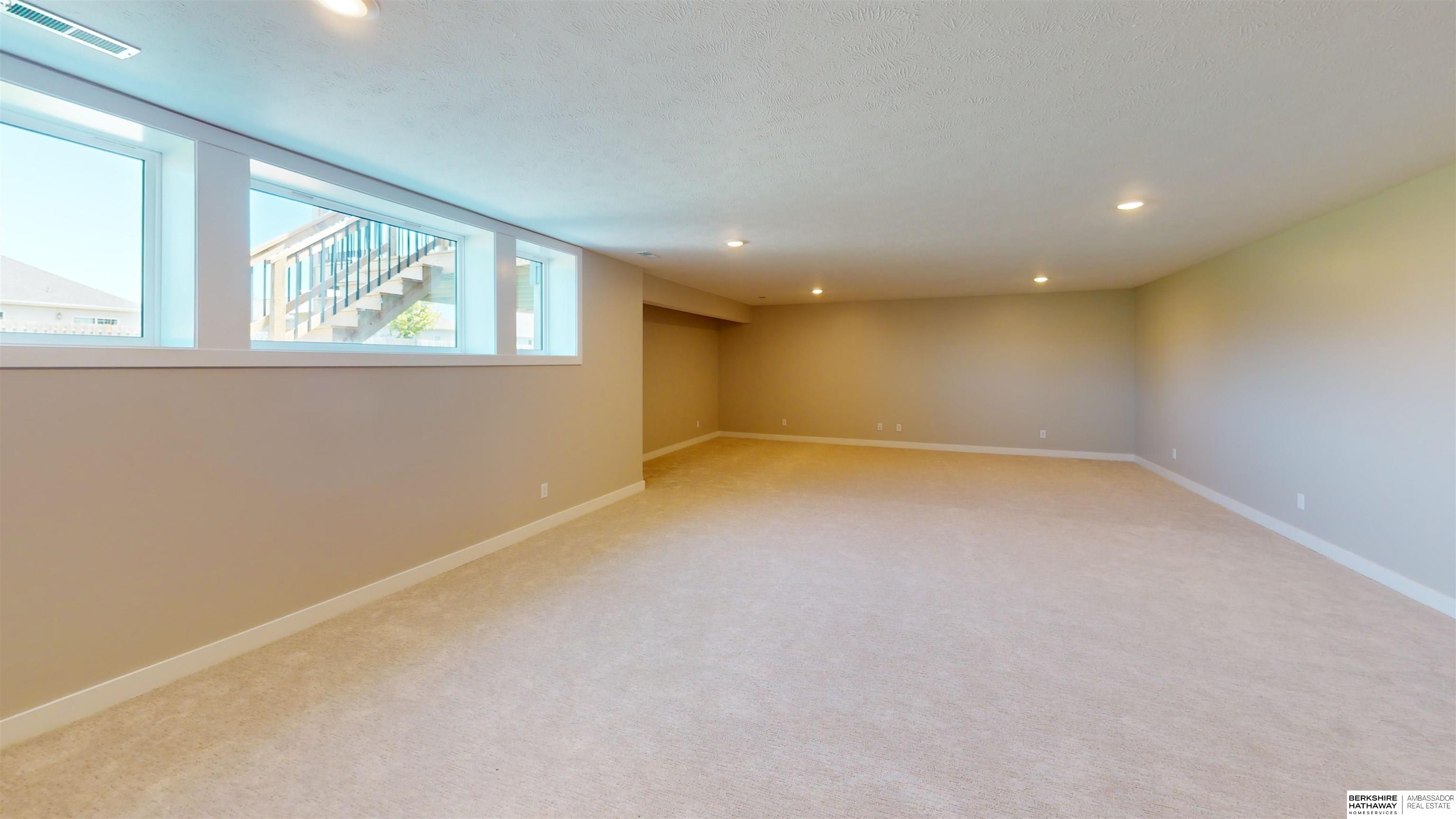 5042 Meadow Ridge Place, Columbus, Nebraska image 29