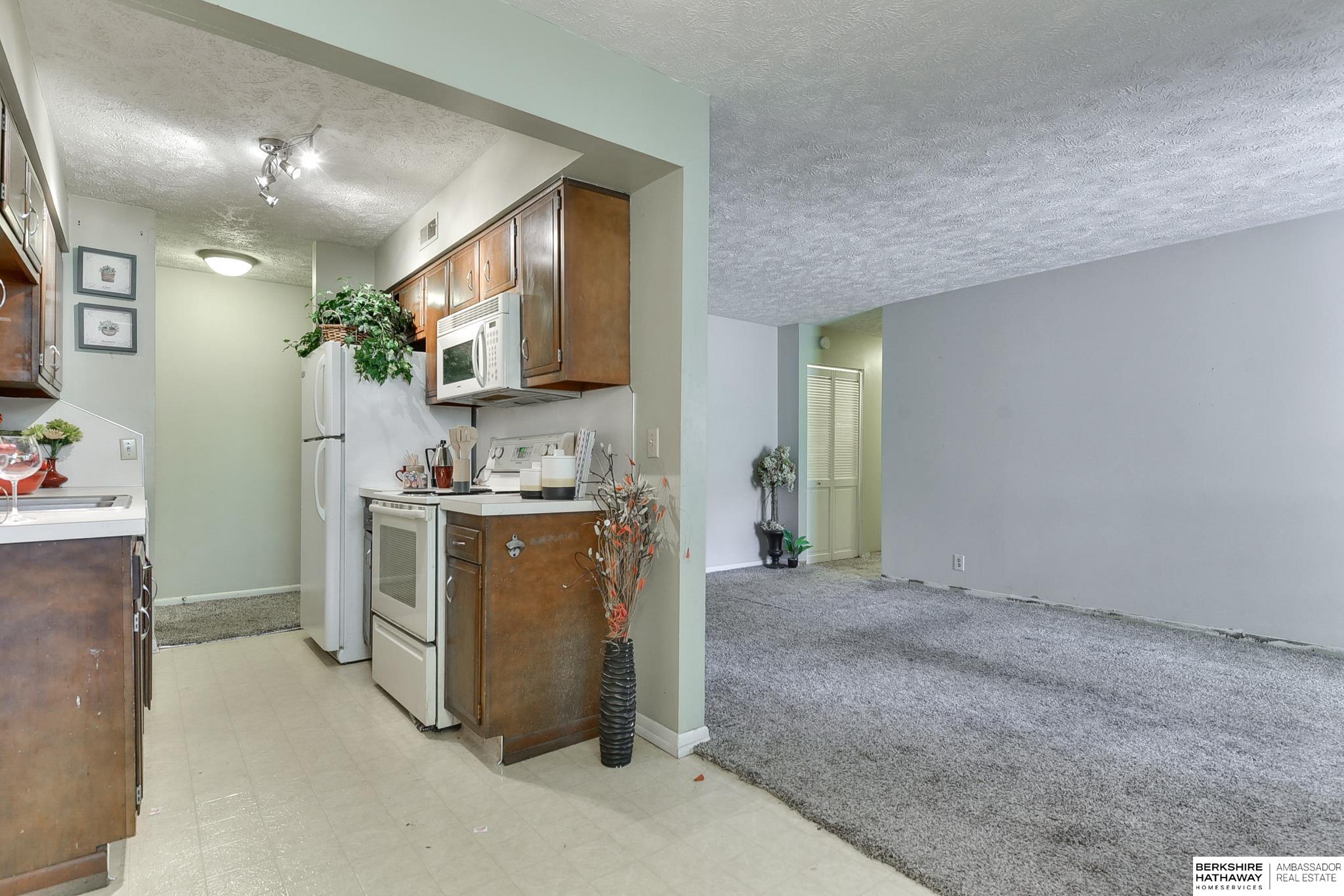 1221 S 121 Plaza #114, Omaha, Nebraska image 9