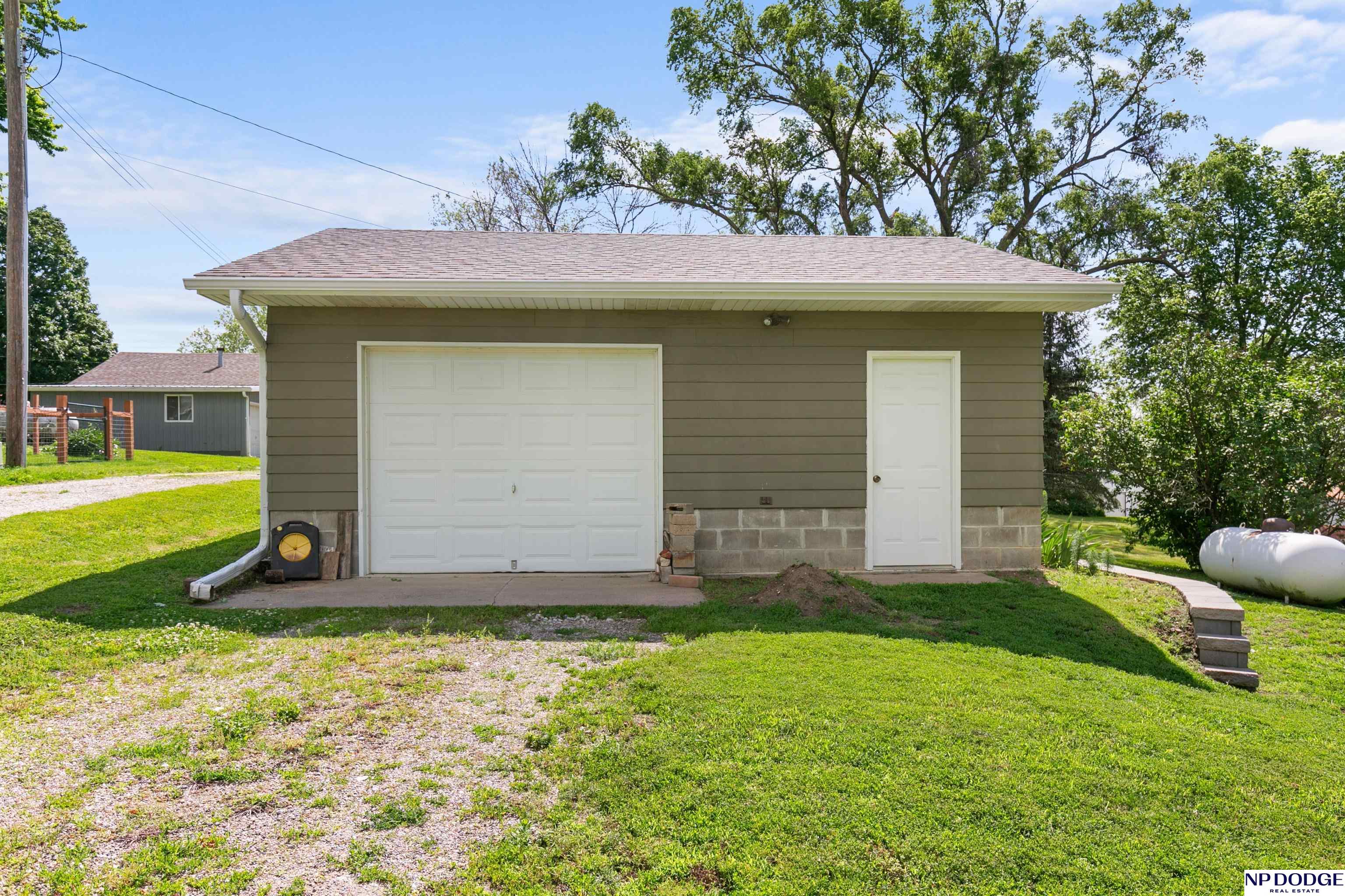 301 Maple Street, Kennard, Nebraska image 2