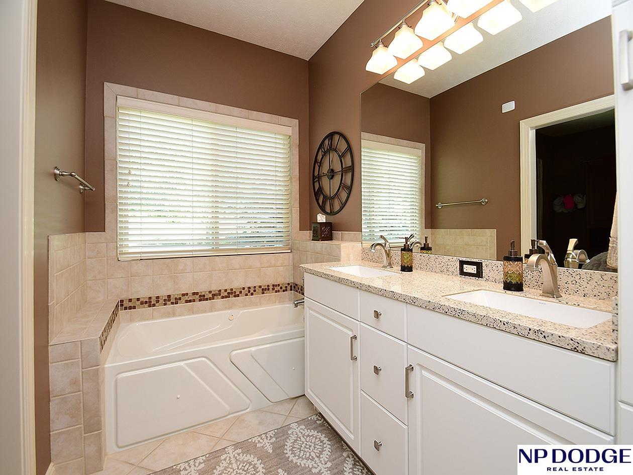 6807 N 122 Court, Omaha, Nebraska image 23
