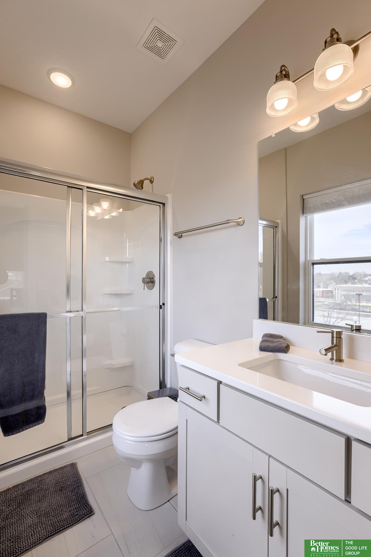 3129 California Street, Omaha, Nebraska image 16