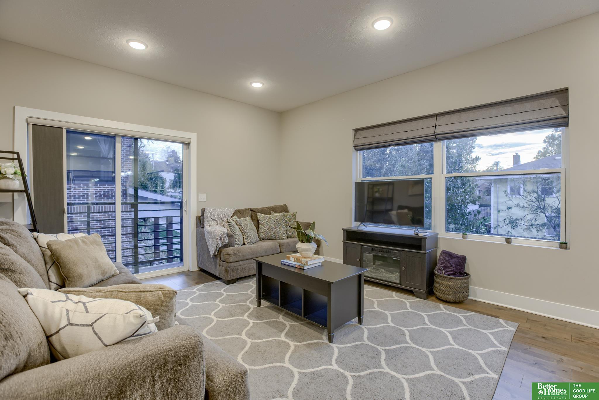 3129 California Street, Omaha, Nebraska image 42