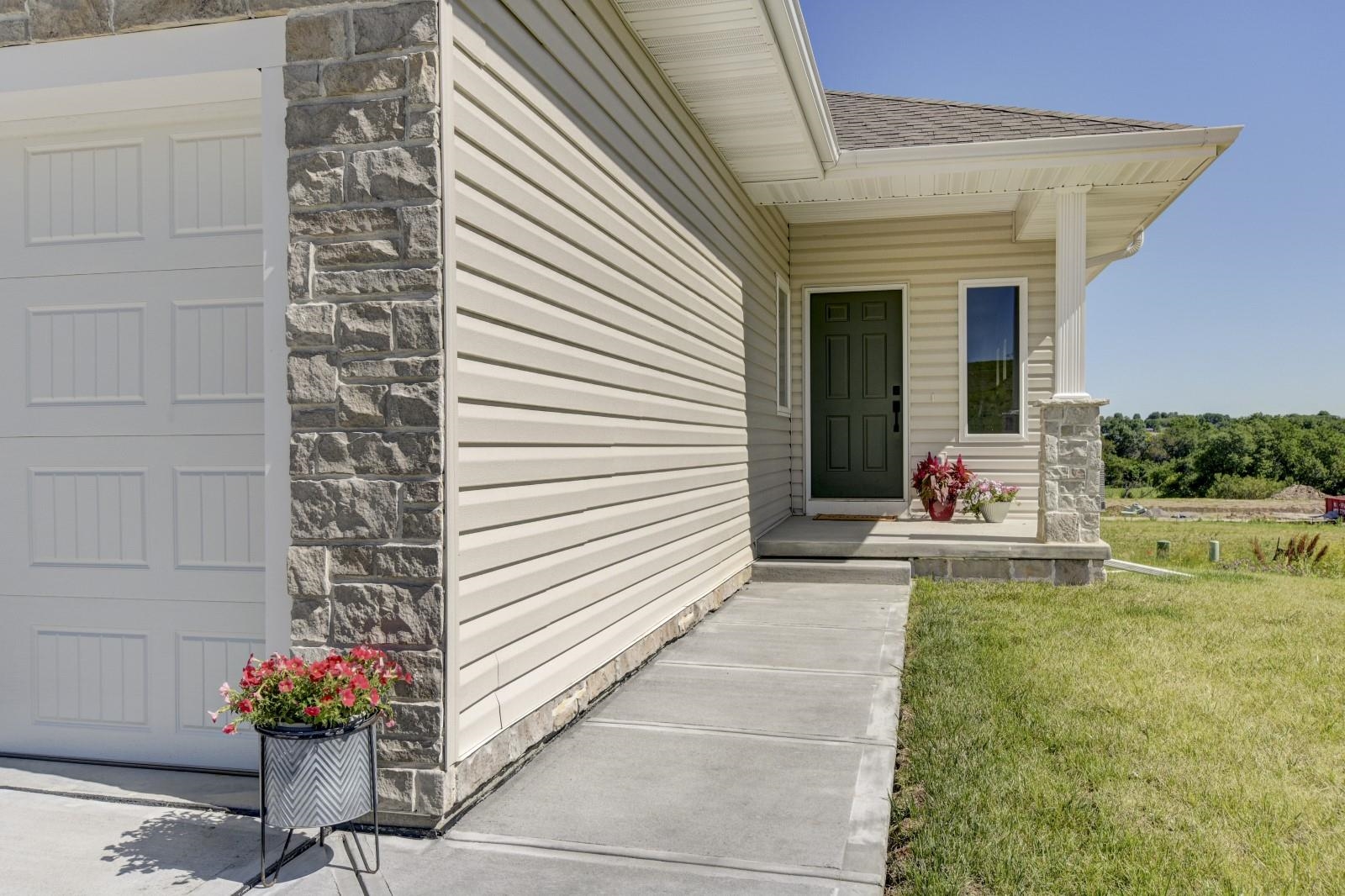 8202 S 178th Street, Omaha, Nebraska image 3