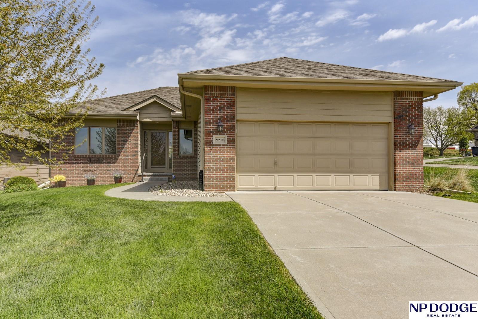 14602 Berry Circle, Omaha, Nebraska image 2