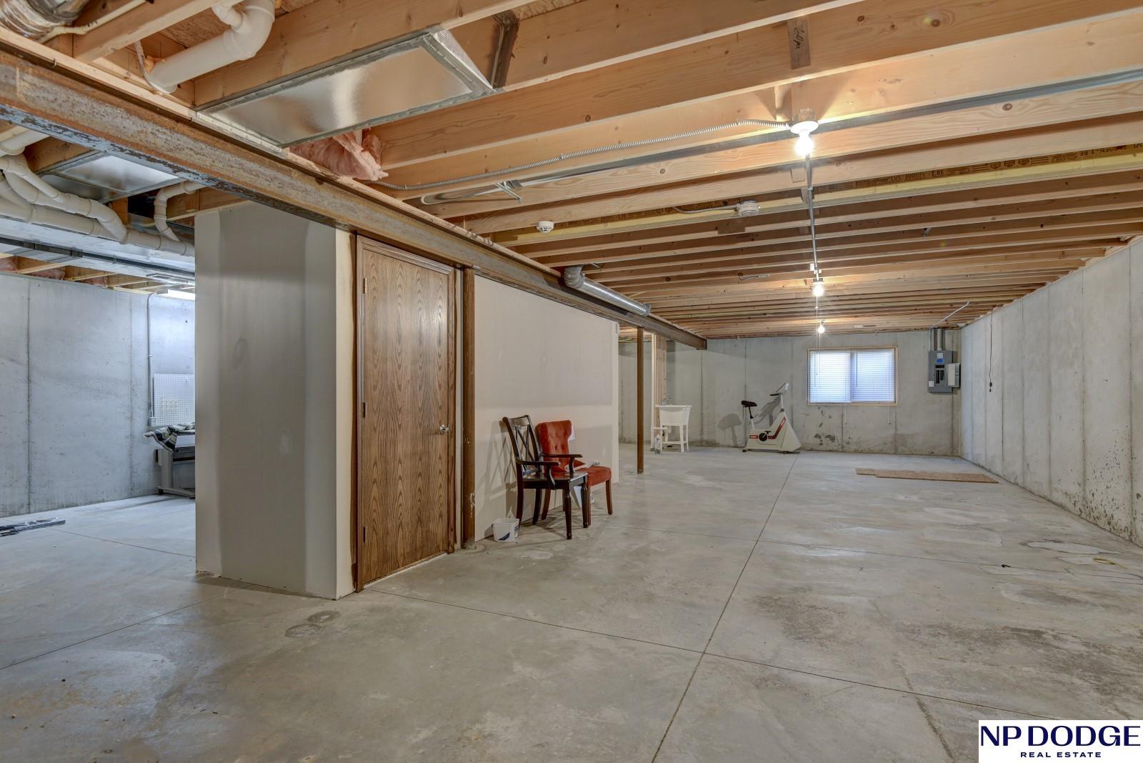 14602 Berry Circle, Omaha, Nebraska image 29