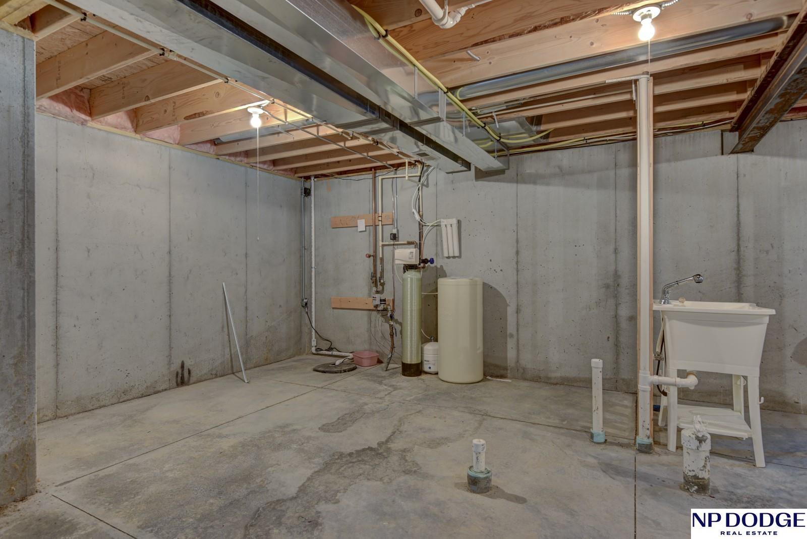 14602 Berry Circle, Omaha, Nebraska image 30