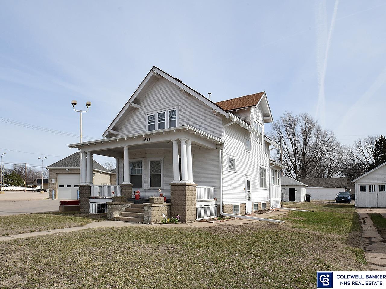 1624 N Lincoln Avenue, York, Nebraska image 2