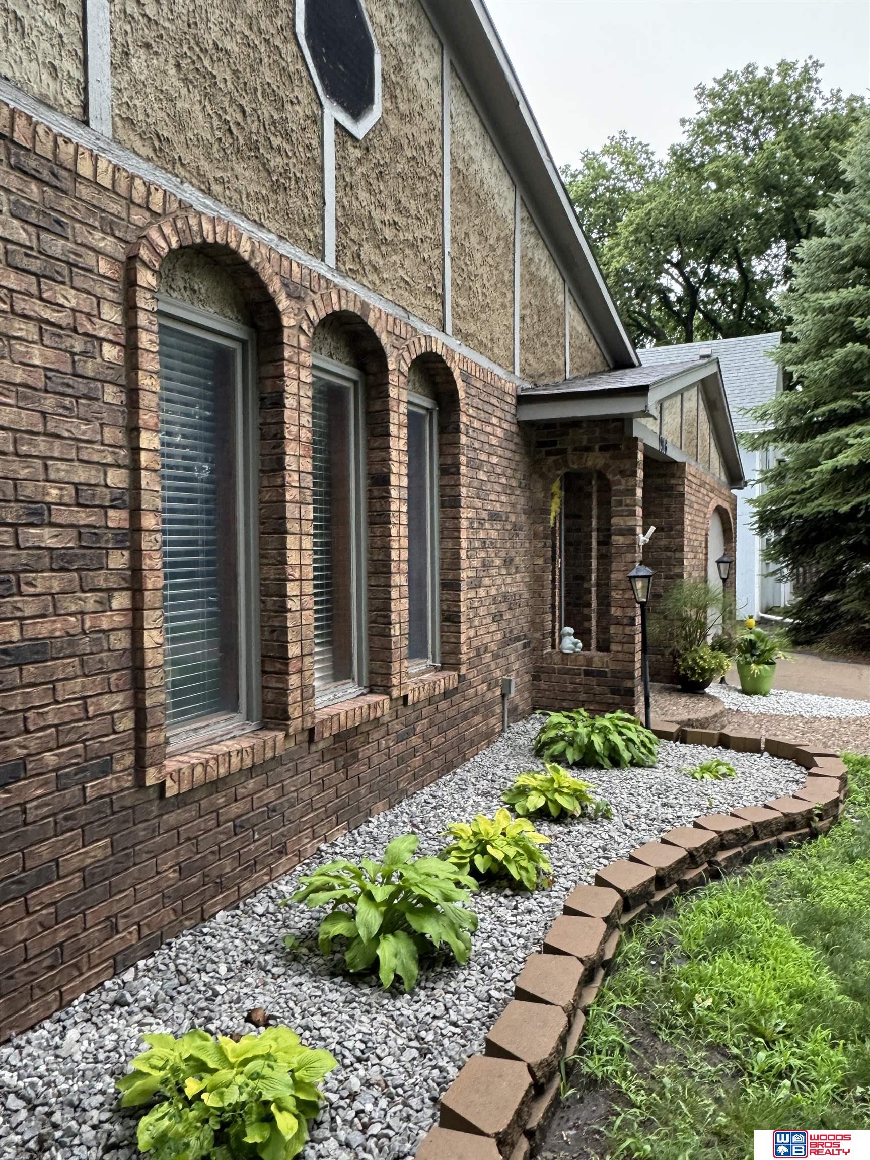 1916 11th Street, Columbus, Nebraska image 2