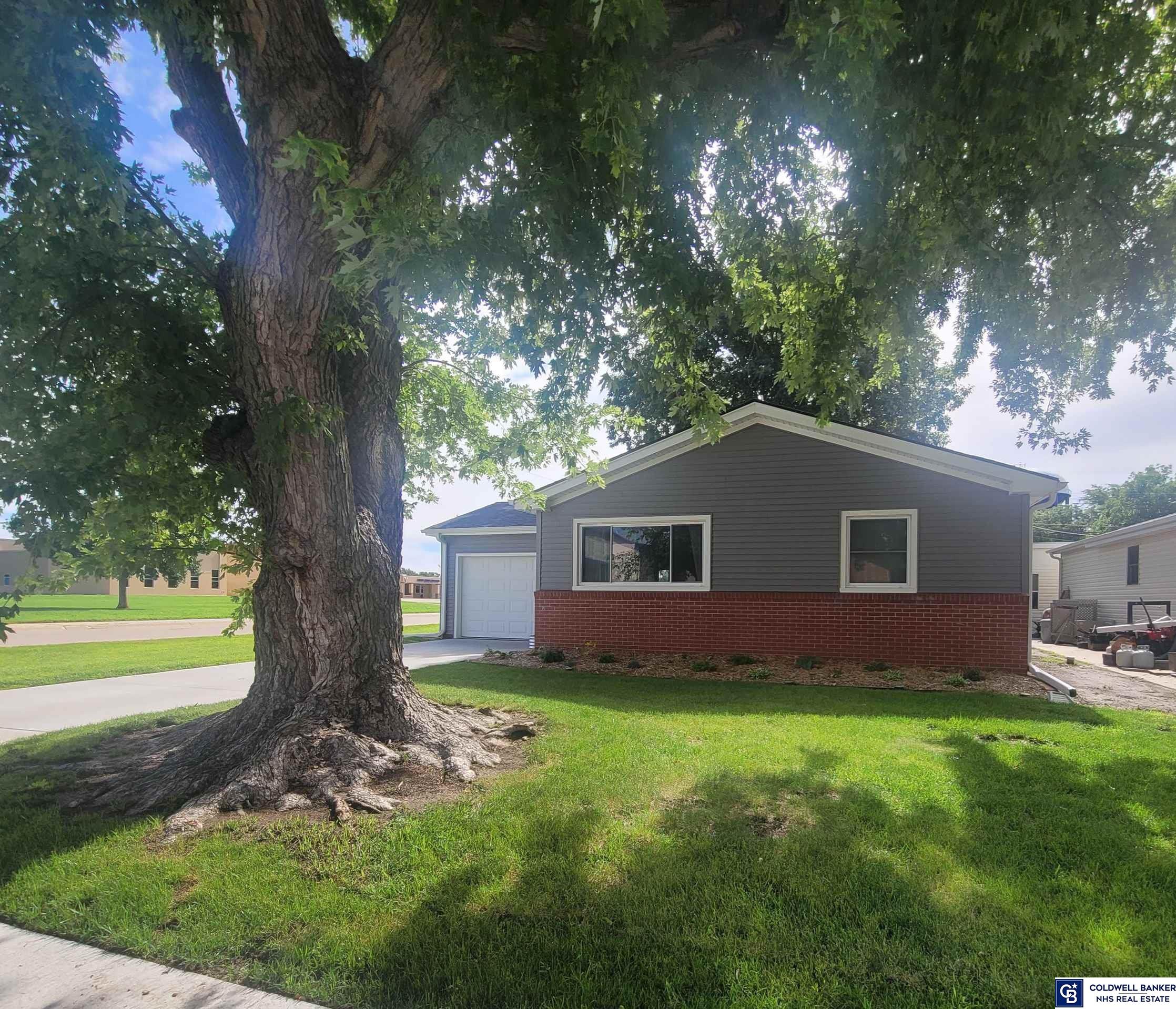 1528 N Blackburn Street, York, Nebraska image 1