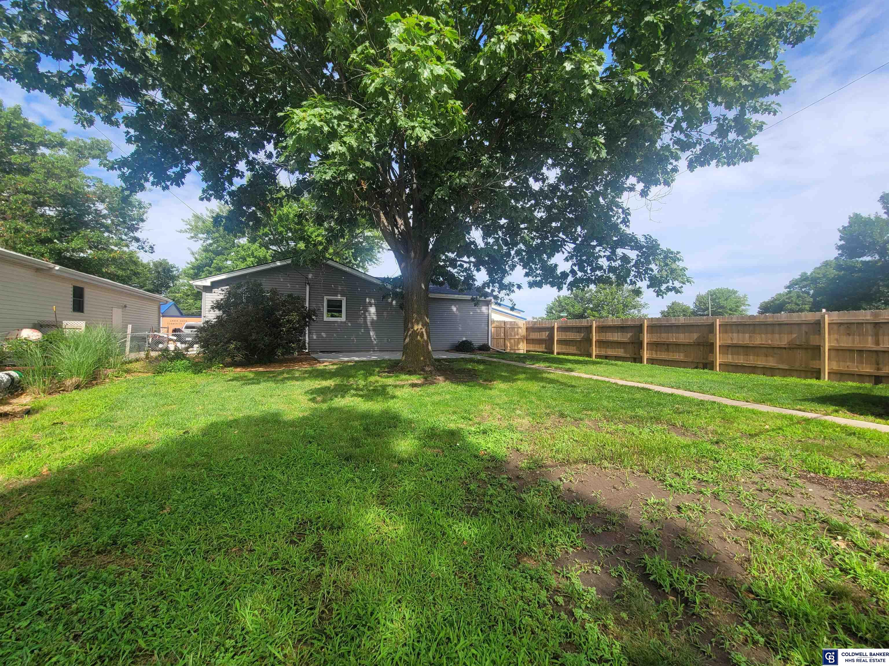 1528 N Blackburn Street, York, Nebraska image 5
