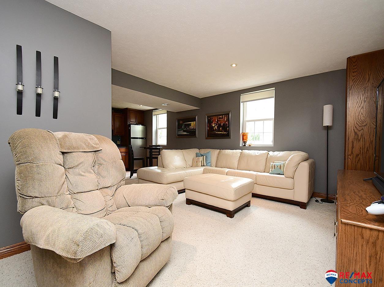 925 E 9th Street, Hickman, Nebraska image 16