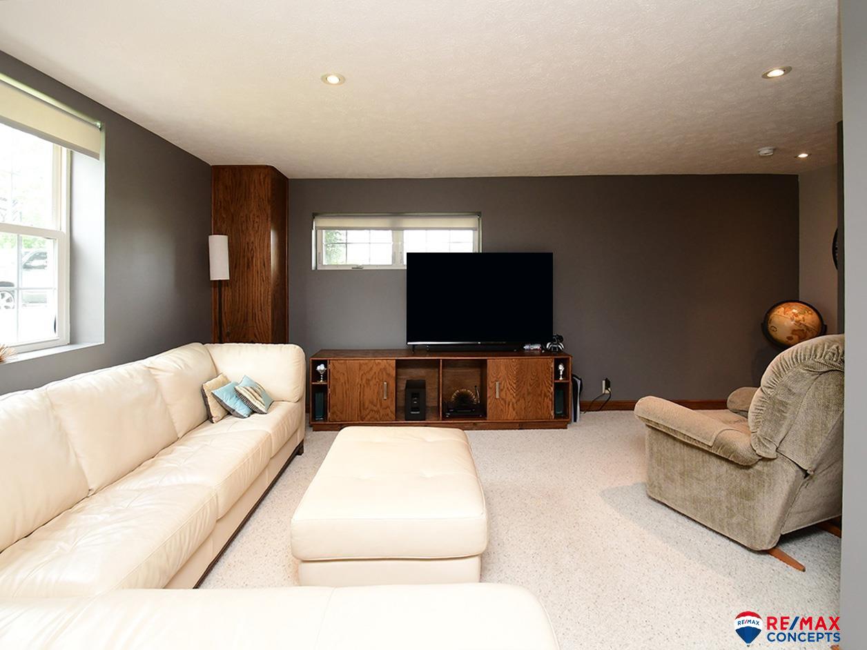 925 E 9th Street, Hickman, Nebraska image 17