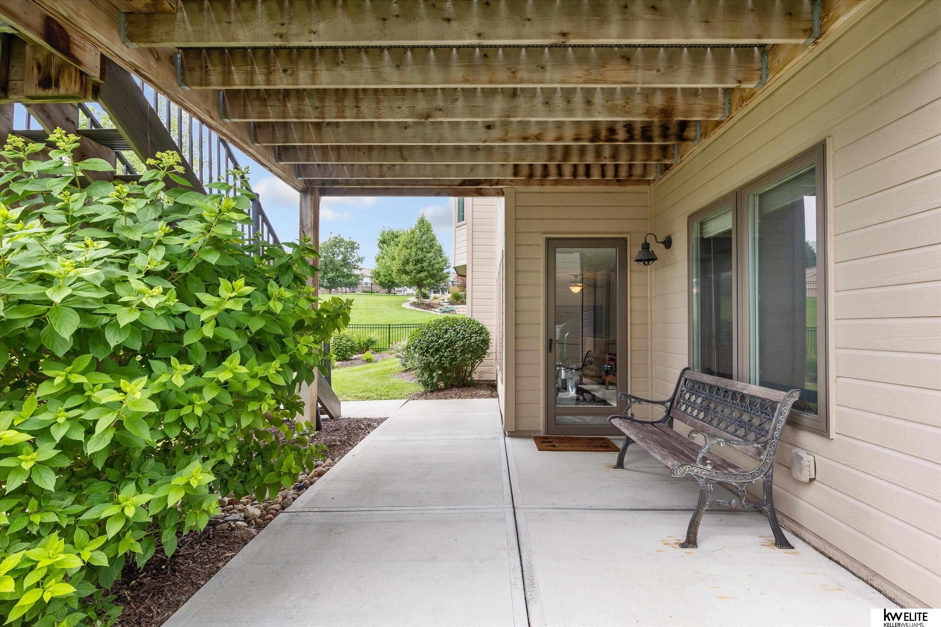 19627 G Circle, Omaha, Nebraska image 31