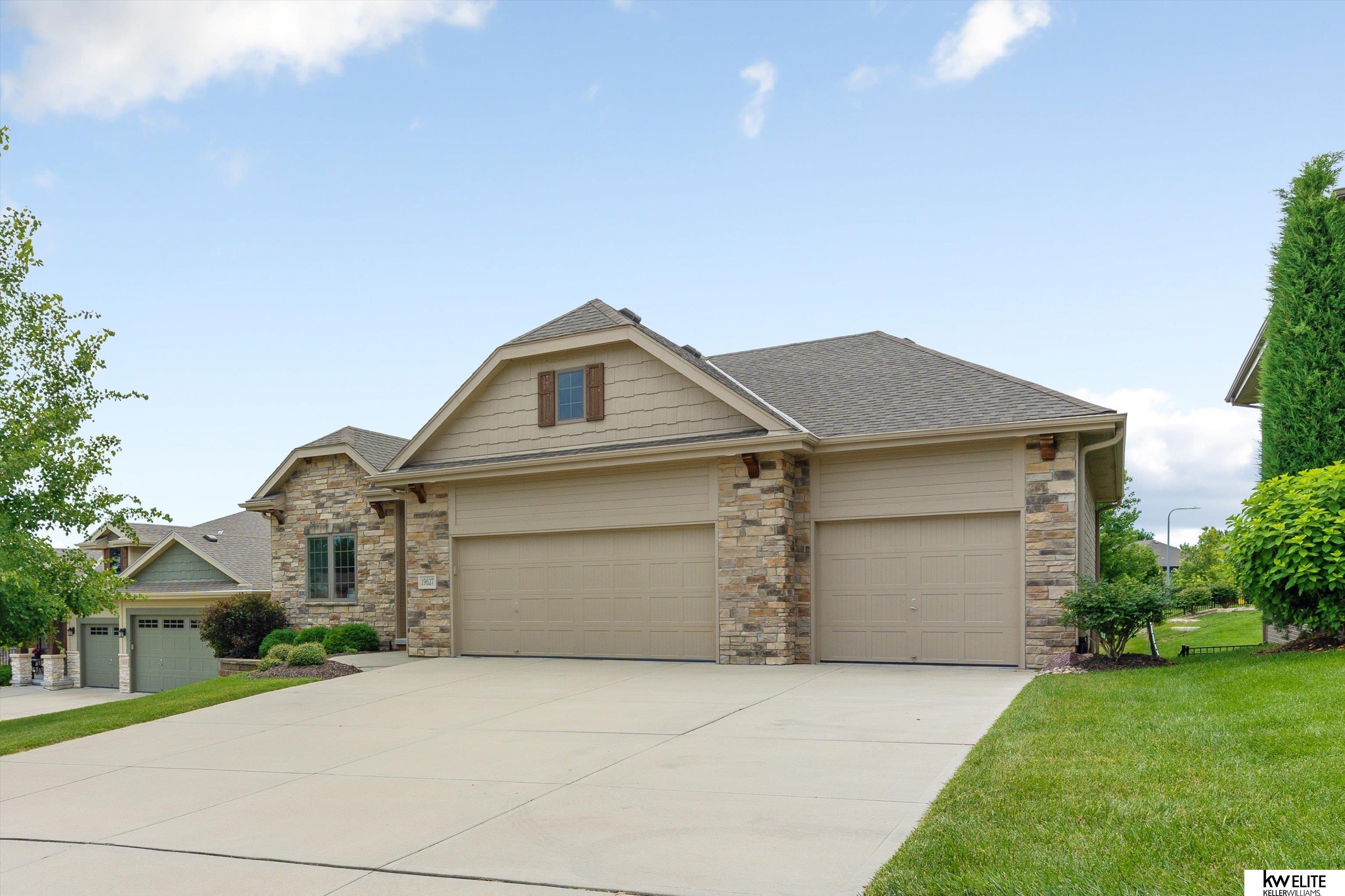 19627 G Circle, Omaha, Nebraska image 35