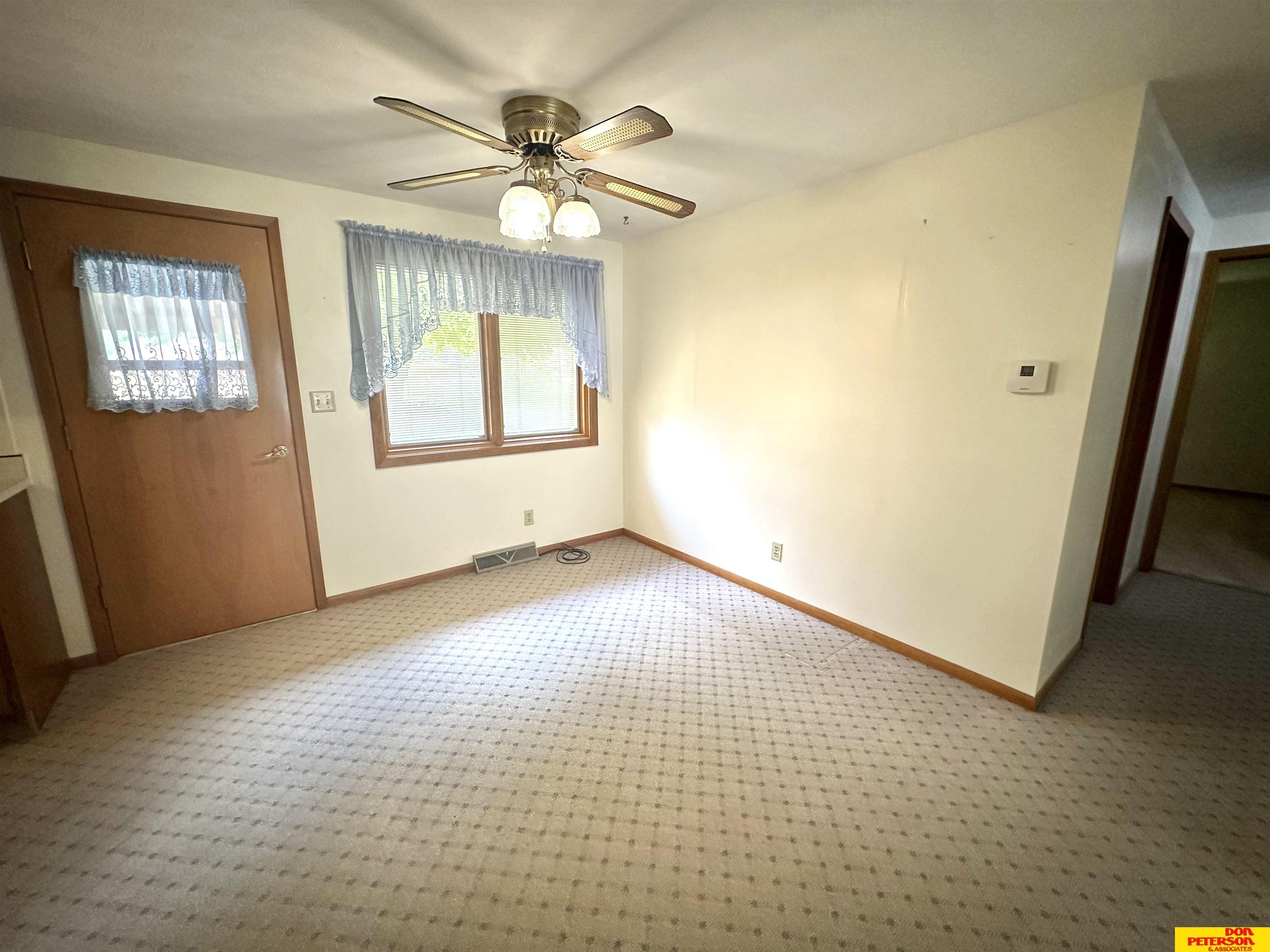 625 Everett Street, Lyons, Nebraska image 4