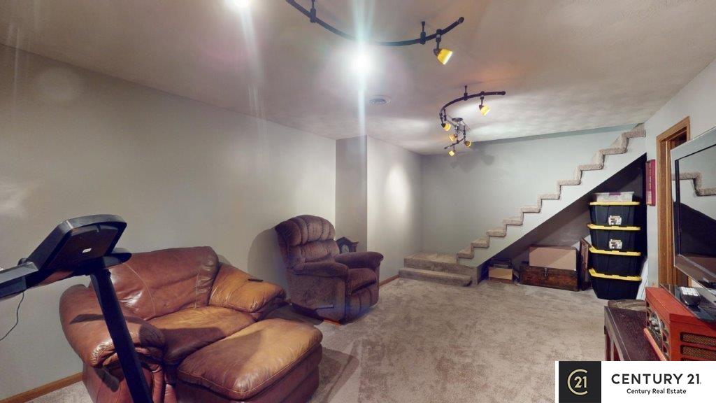 19402 Birdsley Road, Council Bluffs, Iowa image 37