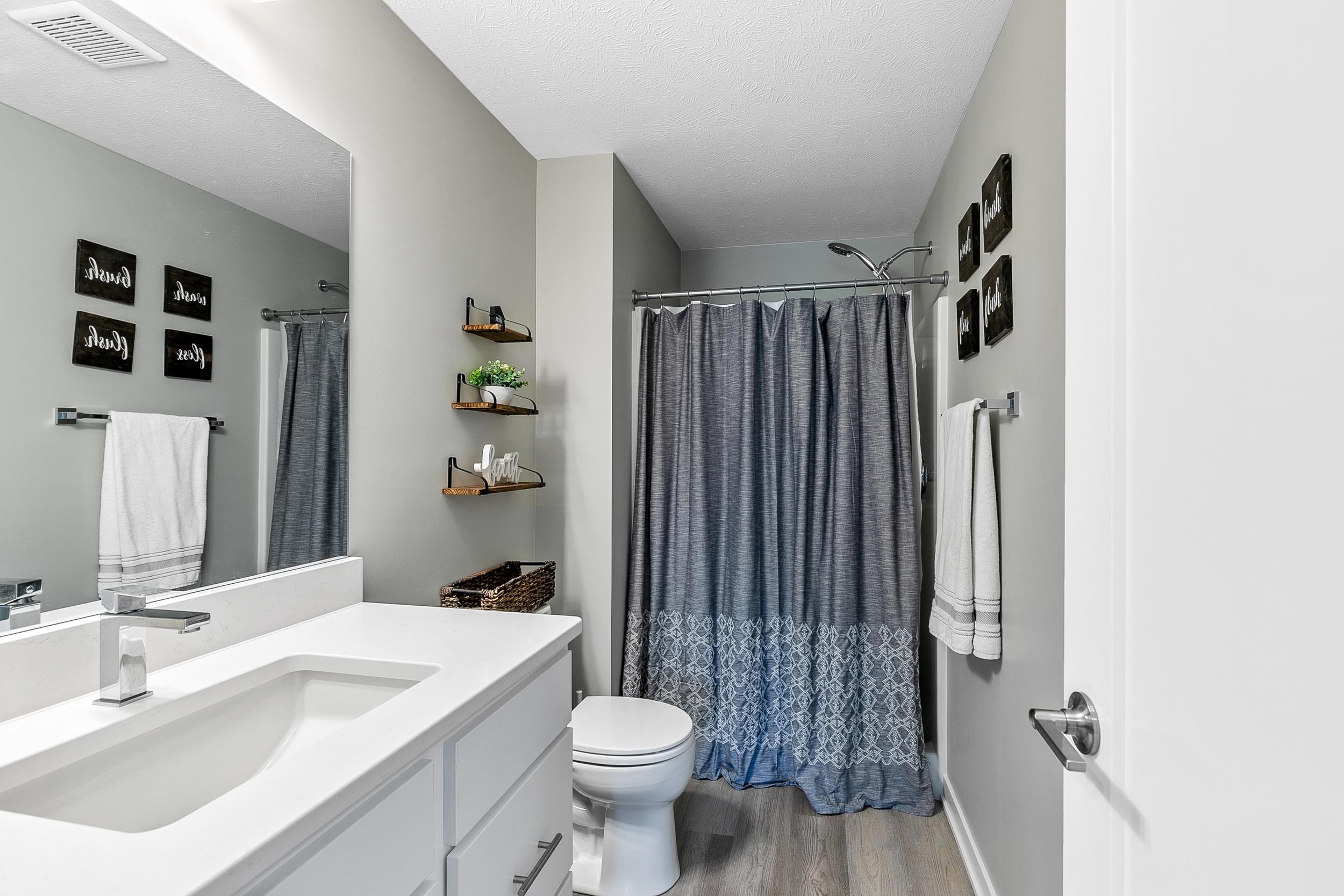 929 Titan Drive, Hickman, Nebraska image 25