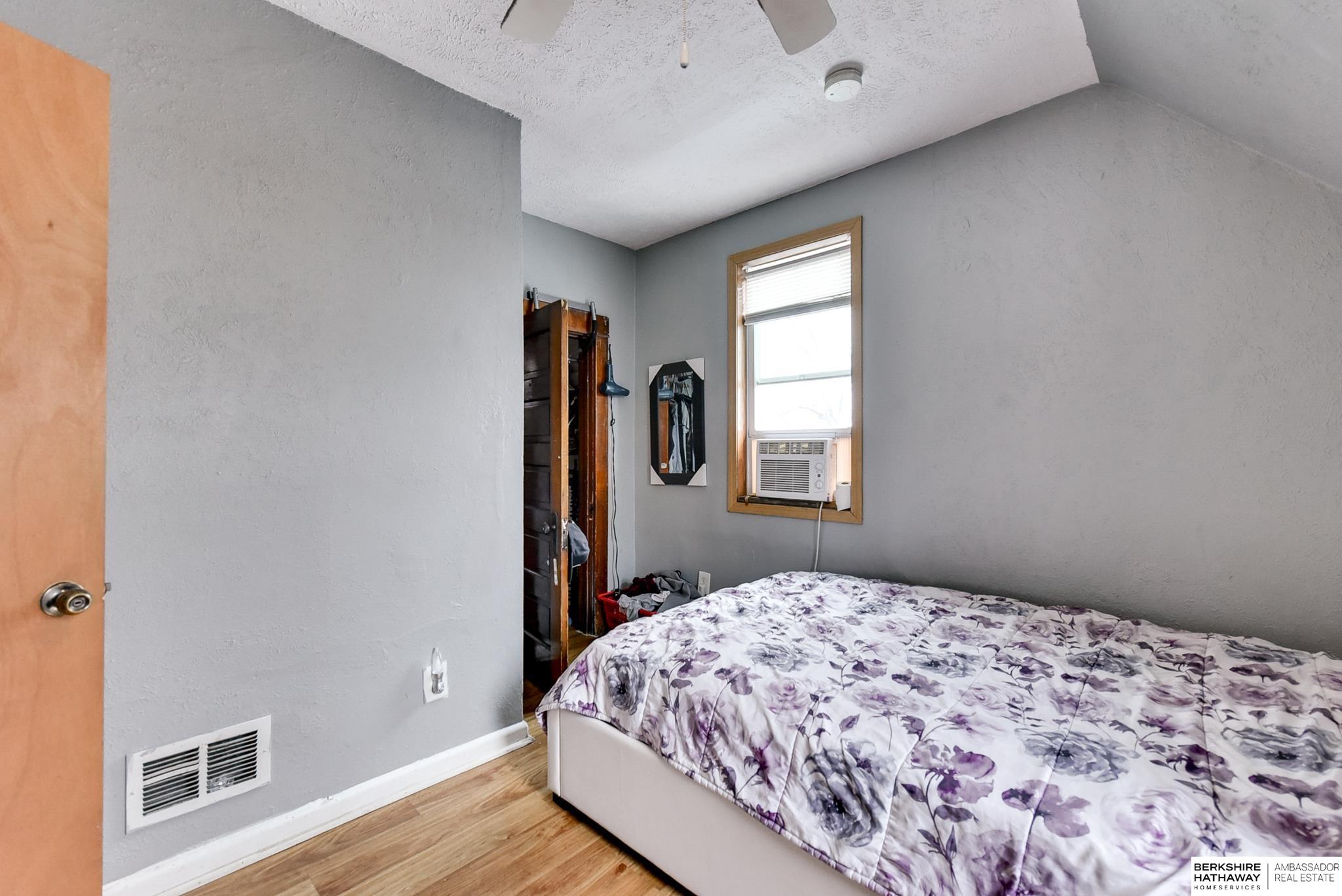 3913 S 24th Street, Omaha, Nebraska image 23