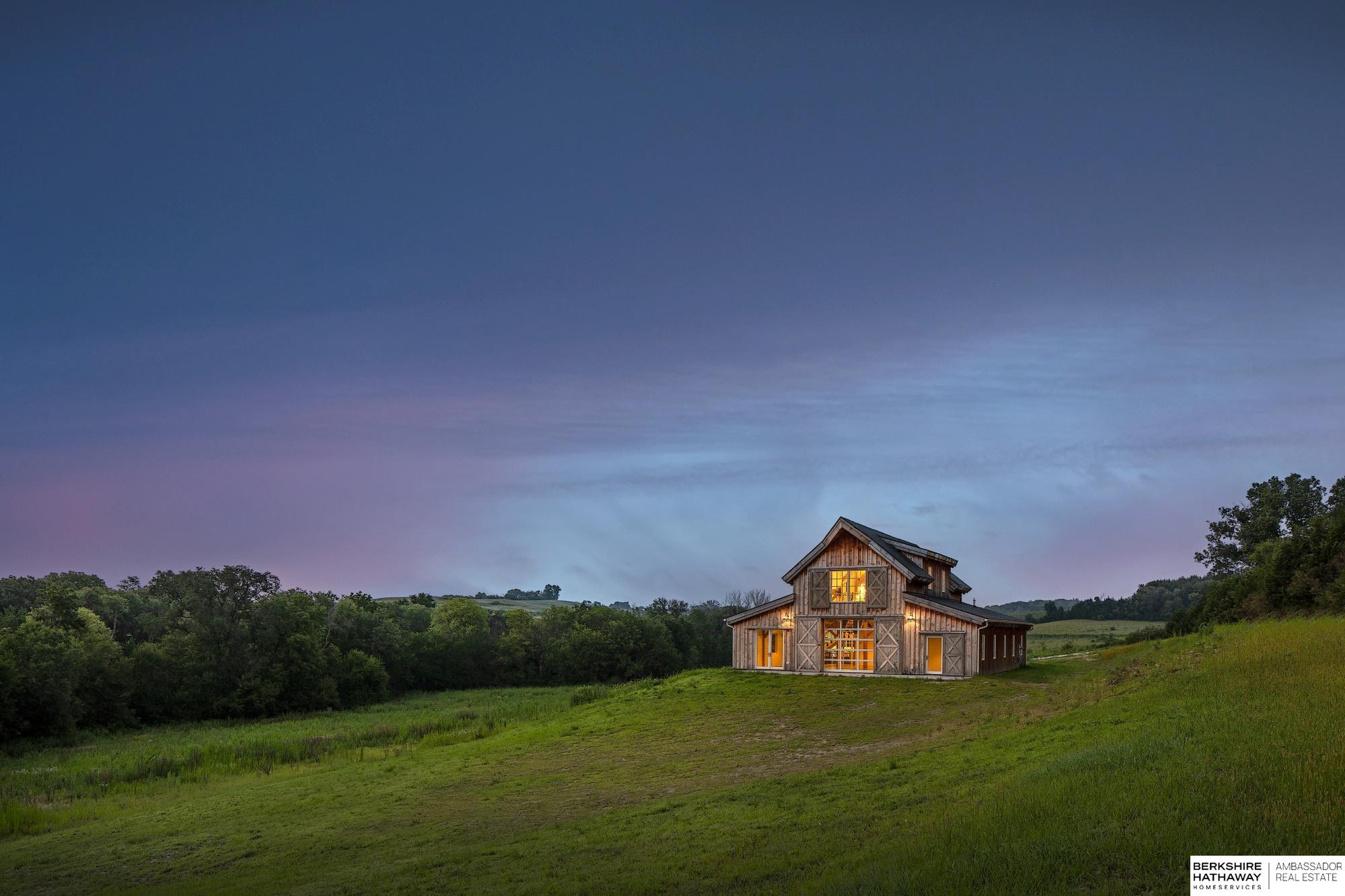 3287 Merrick Place, Missouri Valley, Iowa image 2