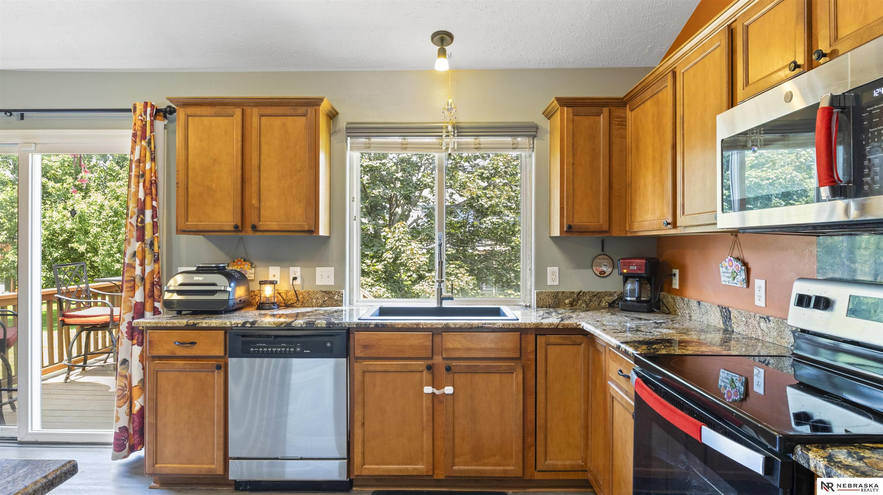 18108 Edna Street, Omaha, Nebraska image 8