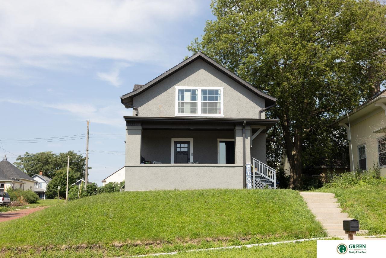 1303 N Grant Avenue, York, Nebraska image 2