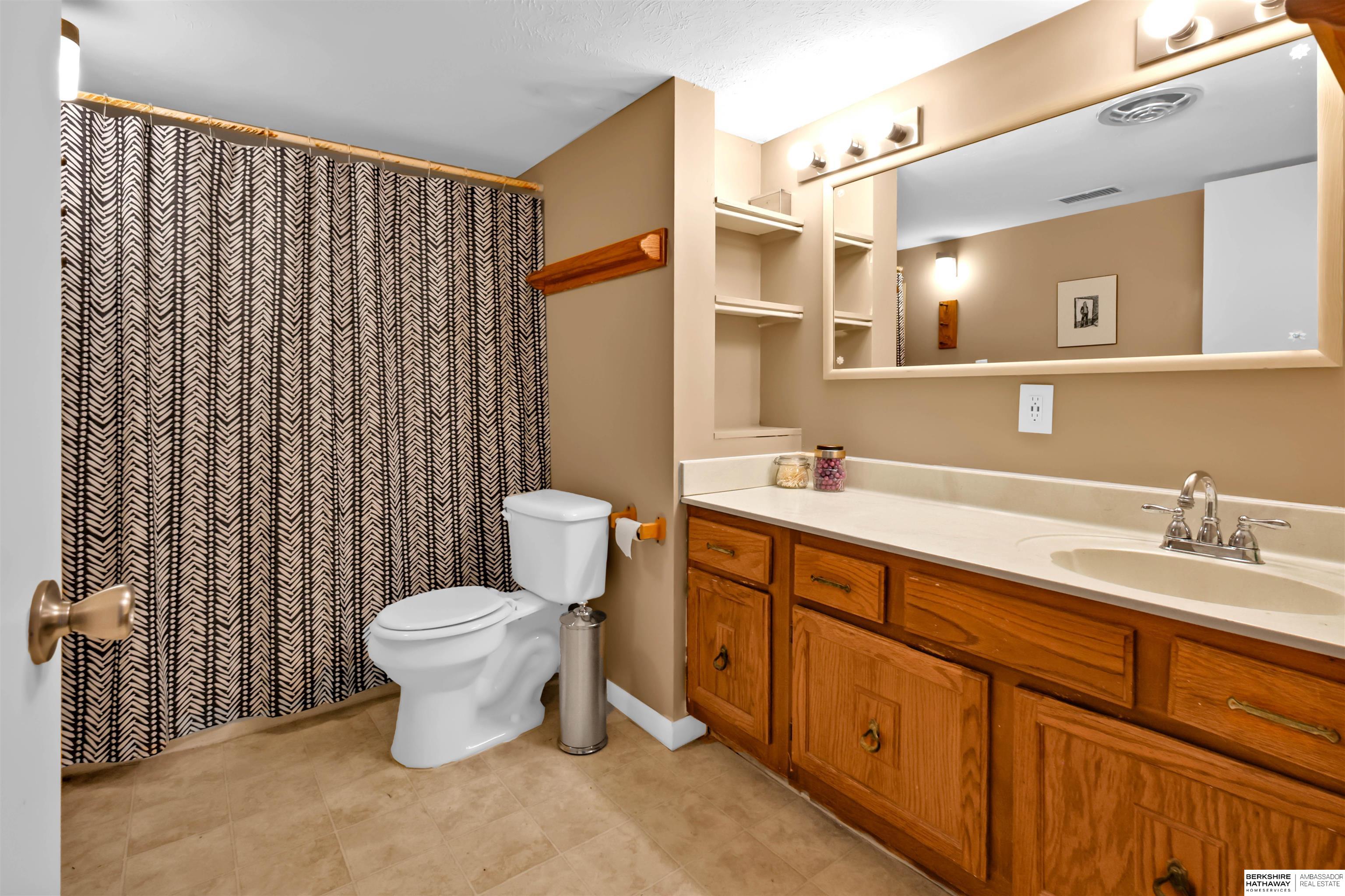 120 S 38th Avenue #36, Omaha, Nebraska image 5