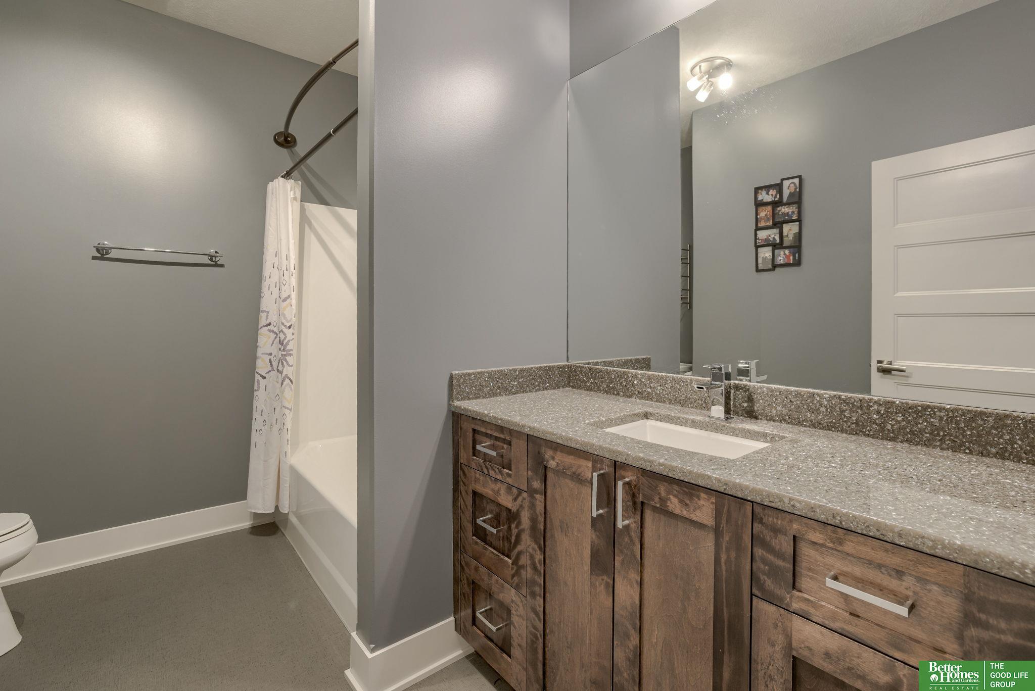 21135 Arbor Court, Omaha, Nebraska image 28
