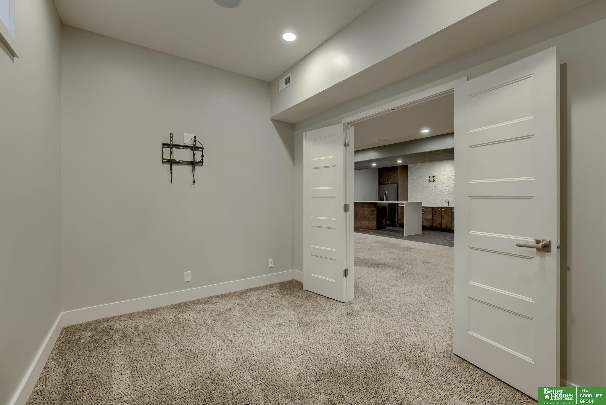 21135 Arbor Court, Omaha, Nebraska image 37