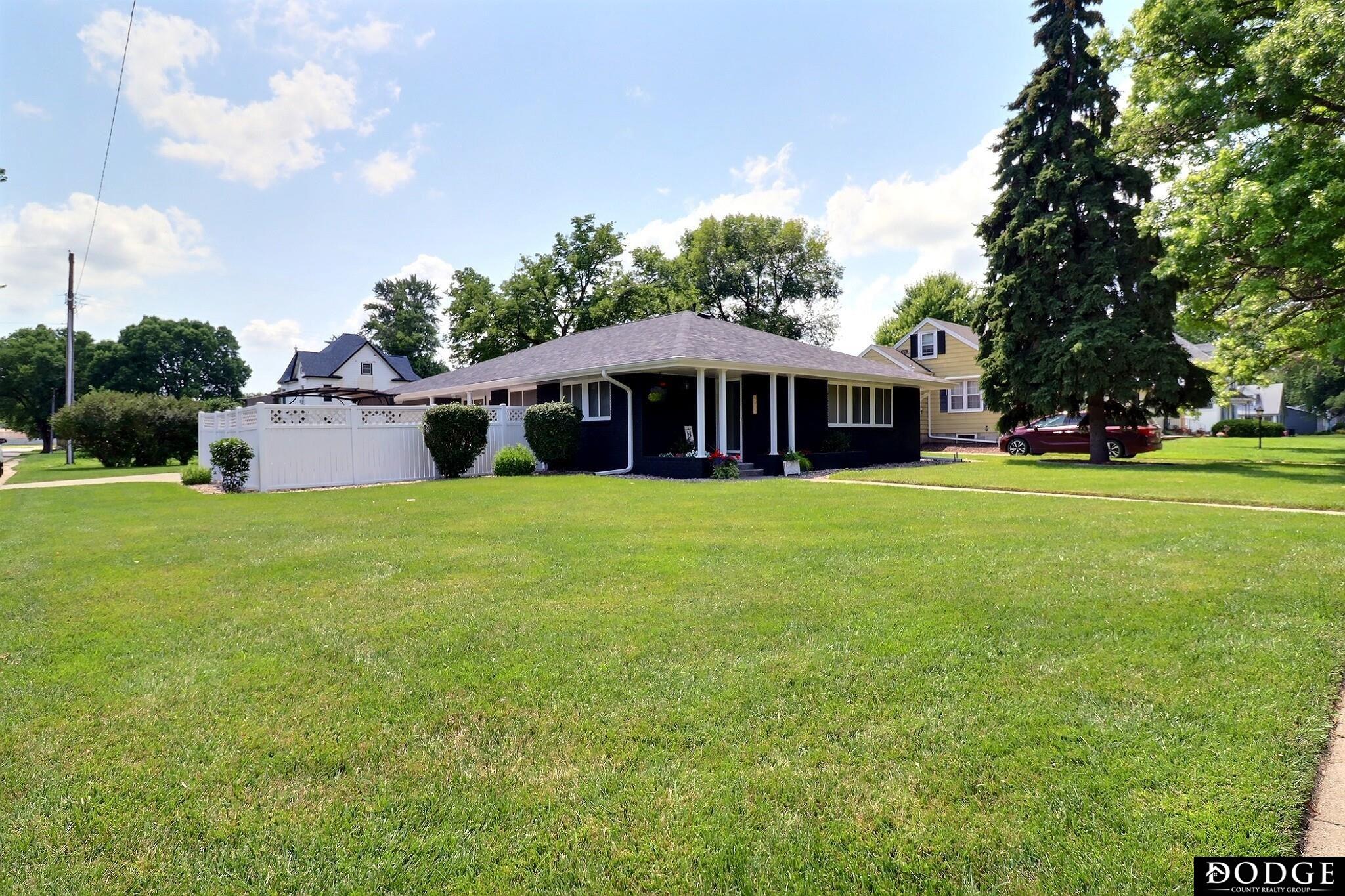 311 W 9th Street, North Bend, Nebraska image 3