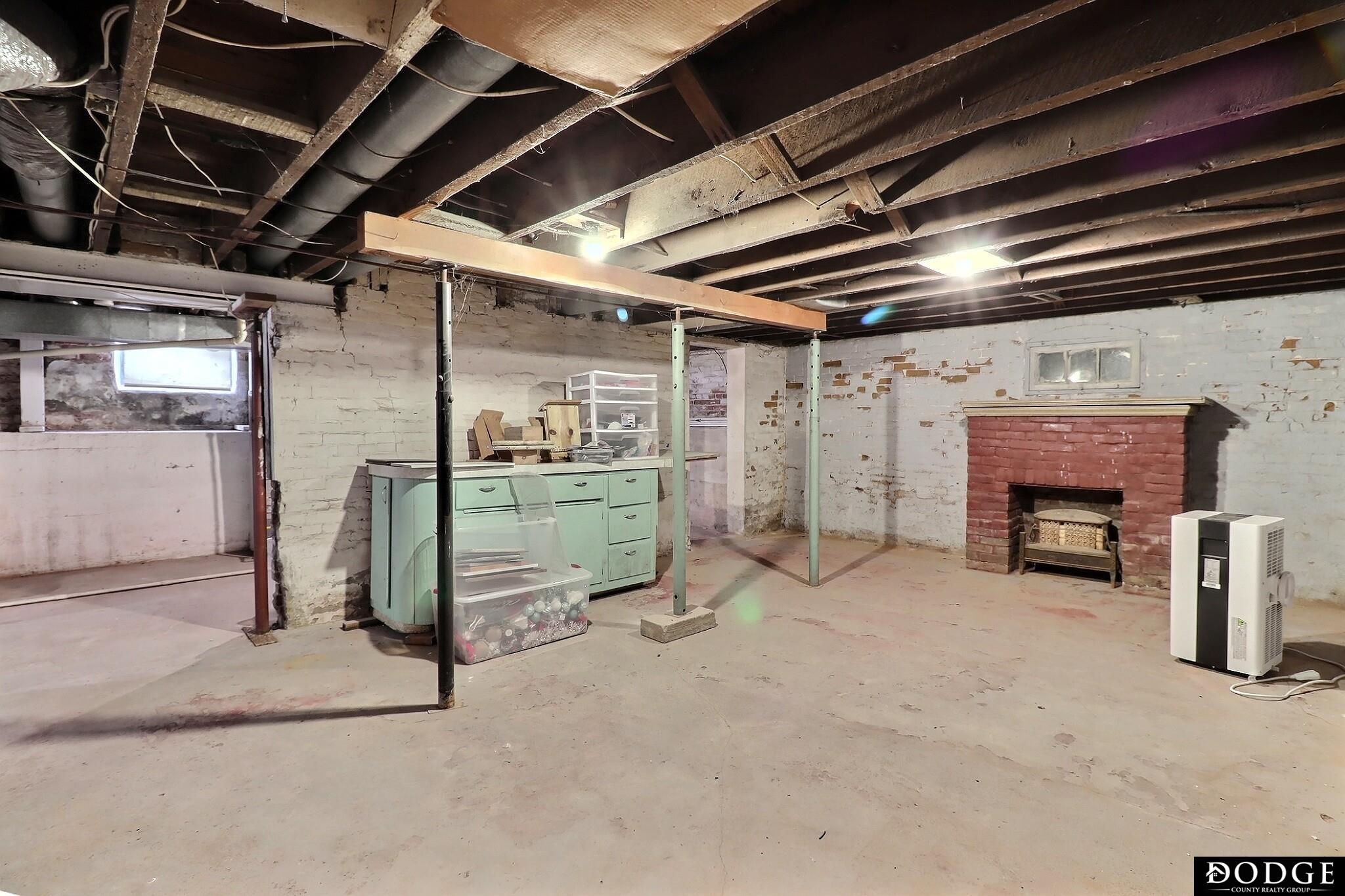 201 N Myrtle Street, Hooper, Nebraska image 29