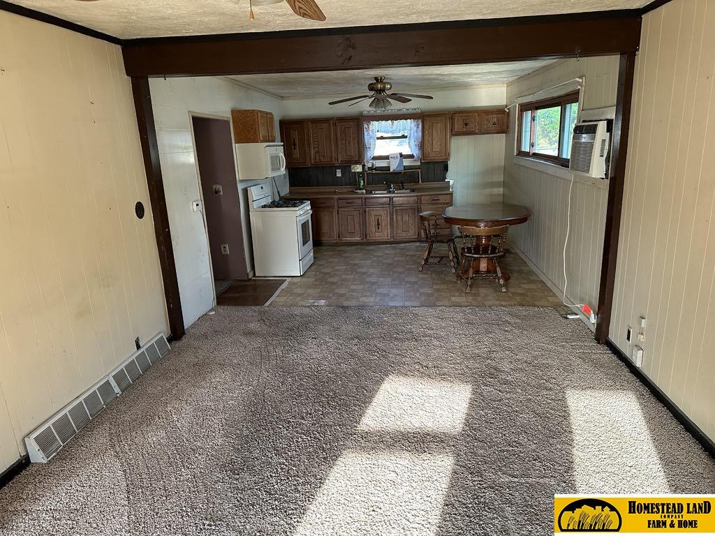 204 S 11th Street, Wymore, Nebraska image 2