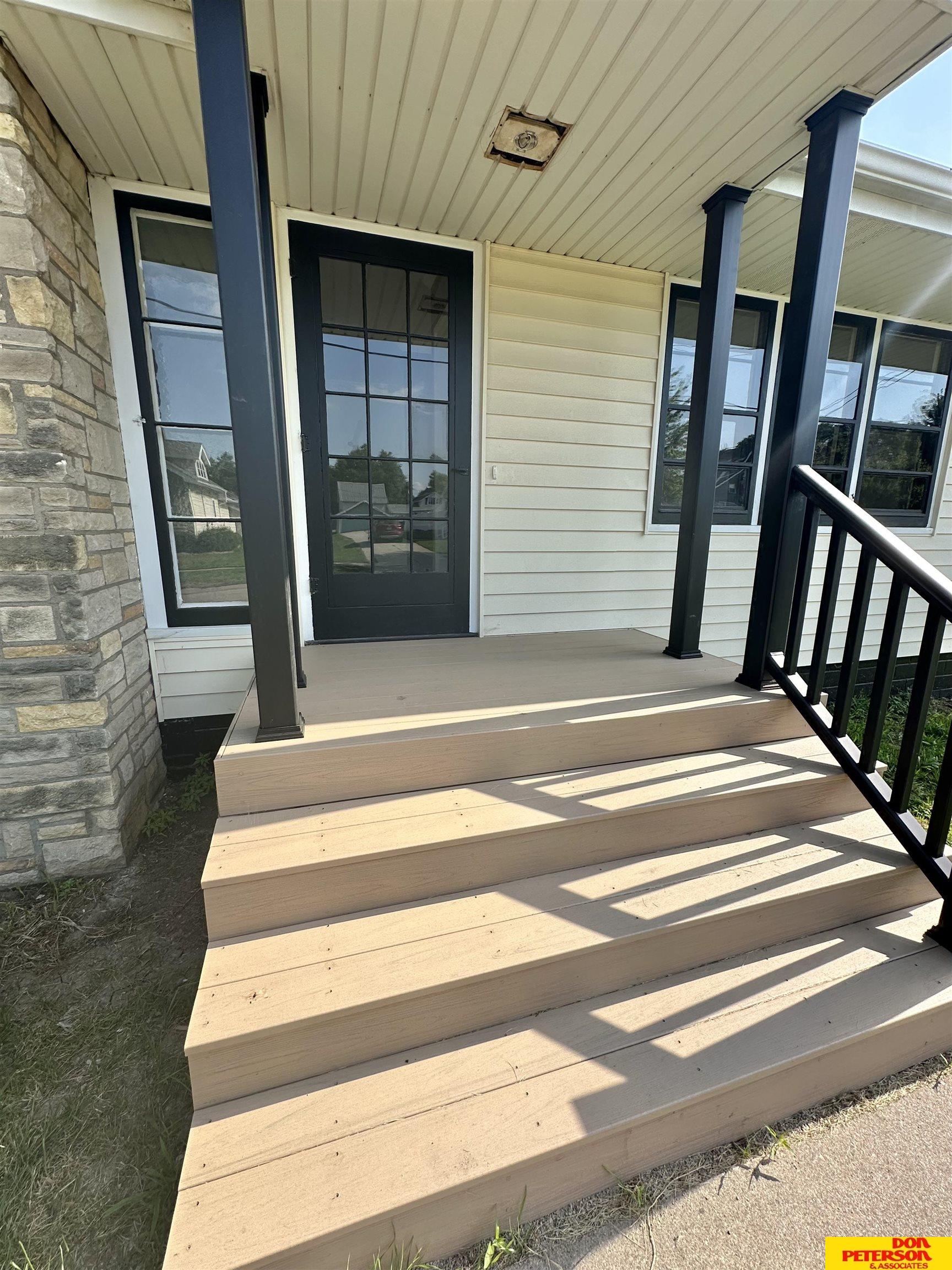 401 Whitney Street, Pender, Nebraska image 2